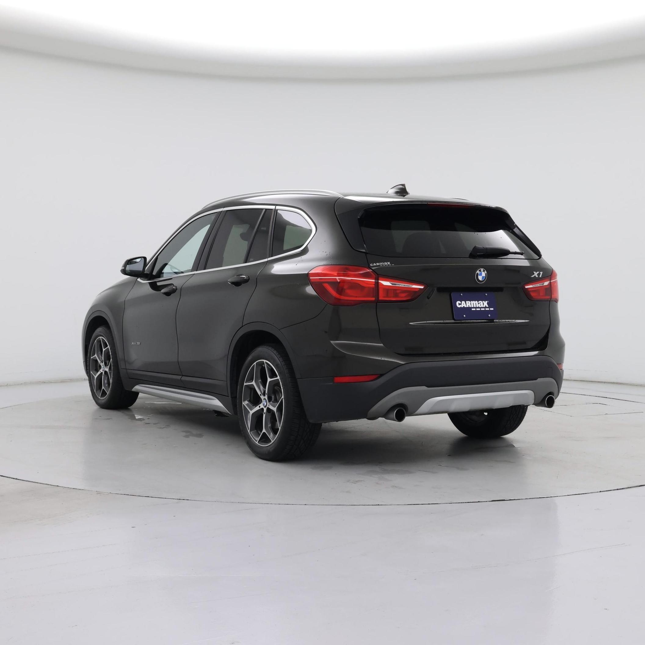 Thumbnail: 2017 BMW X1 - 2