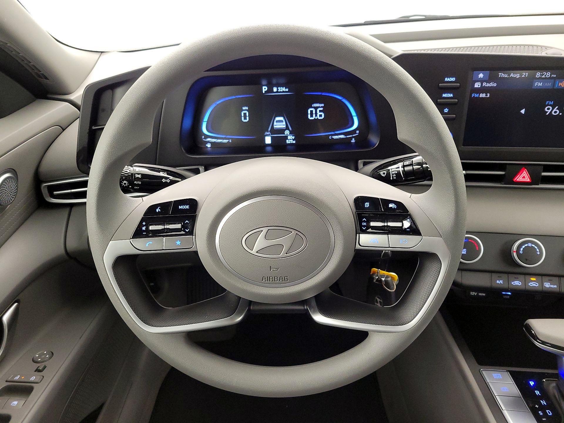 Thumbnail: 2025 Hyundai Elantra - 10