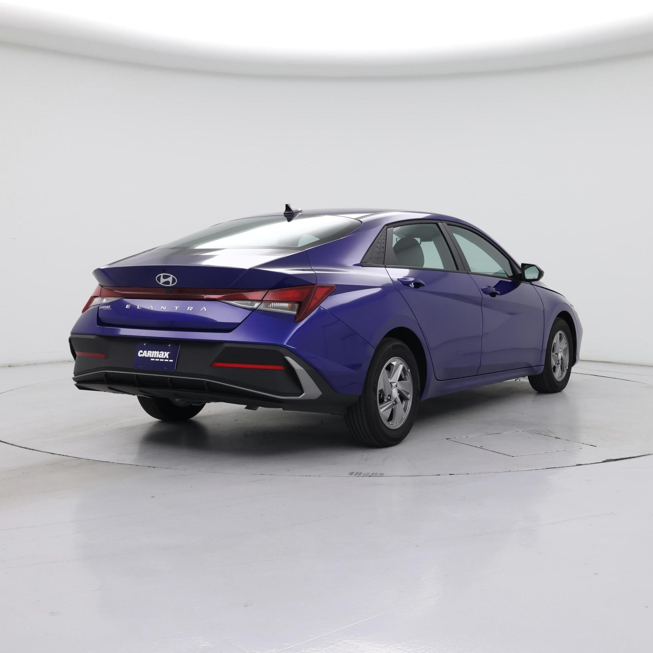 Thumbnail: 2025 Hyundai Elantra - 8