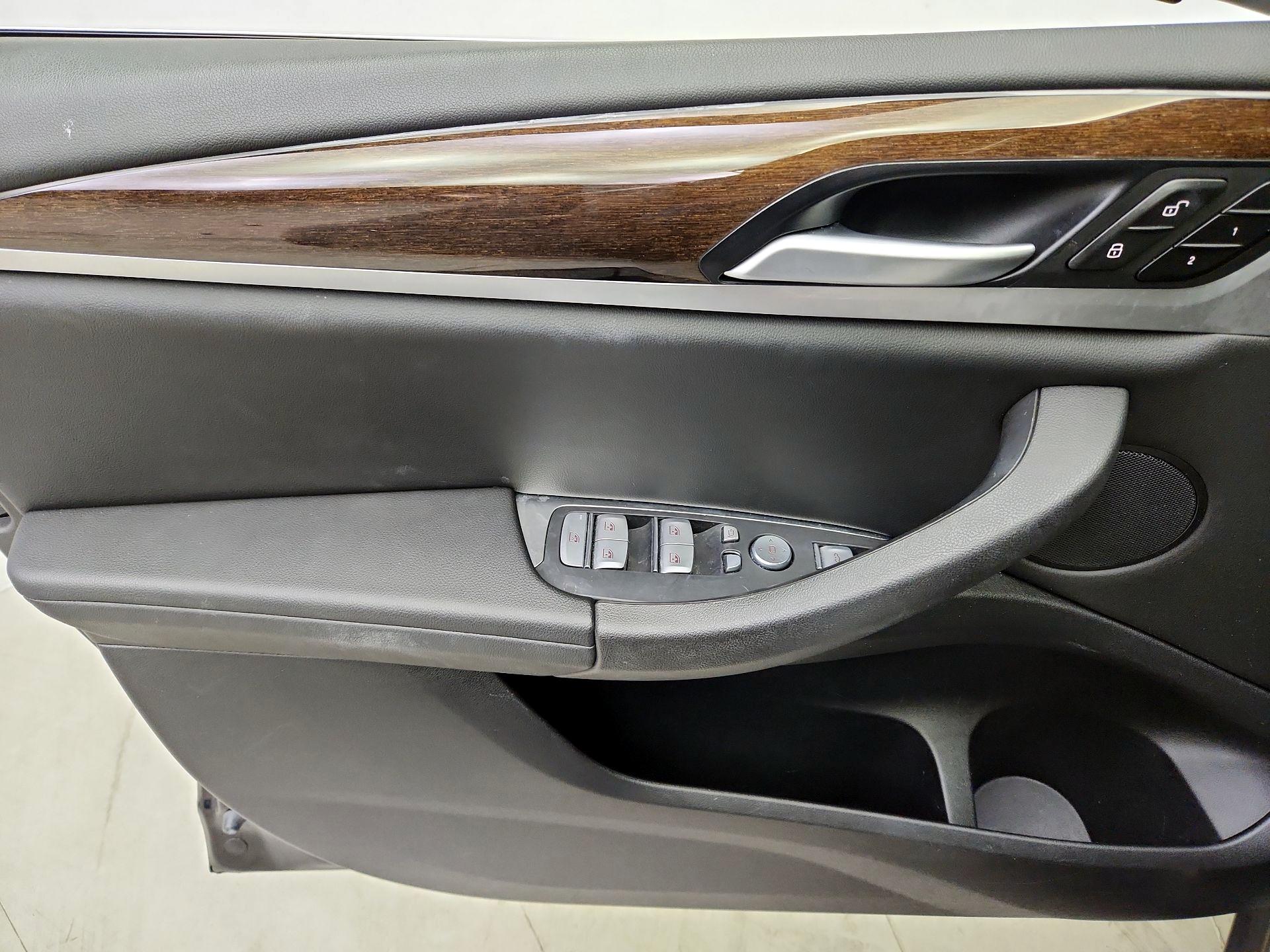Thumbnail: 2024 BMW X4 - 12