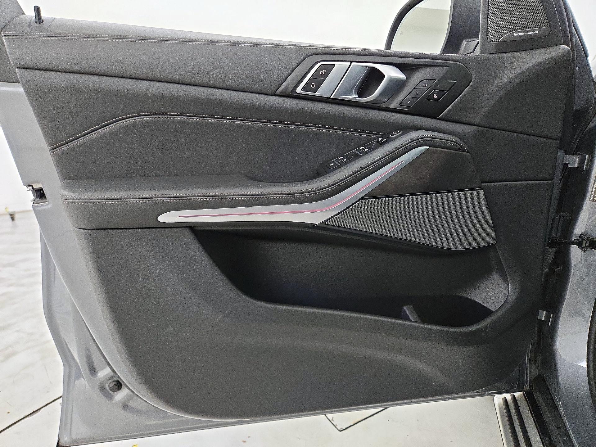 Thumbnail: 2024 BMW X5 - 12