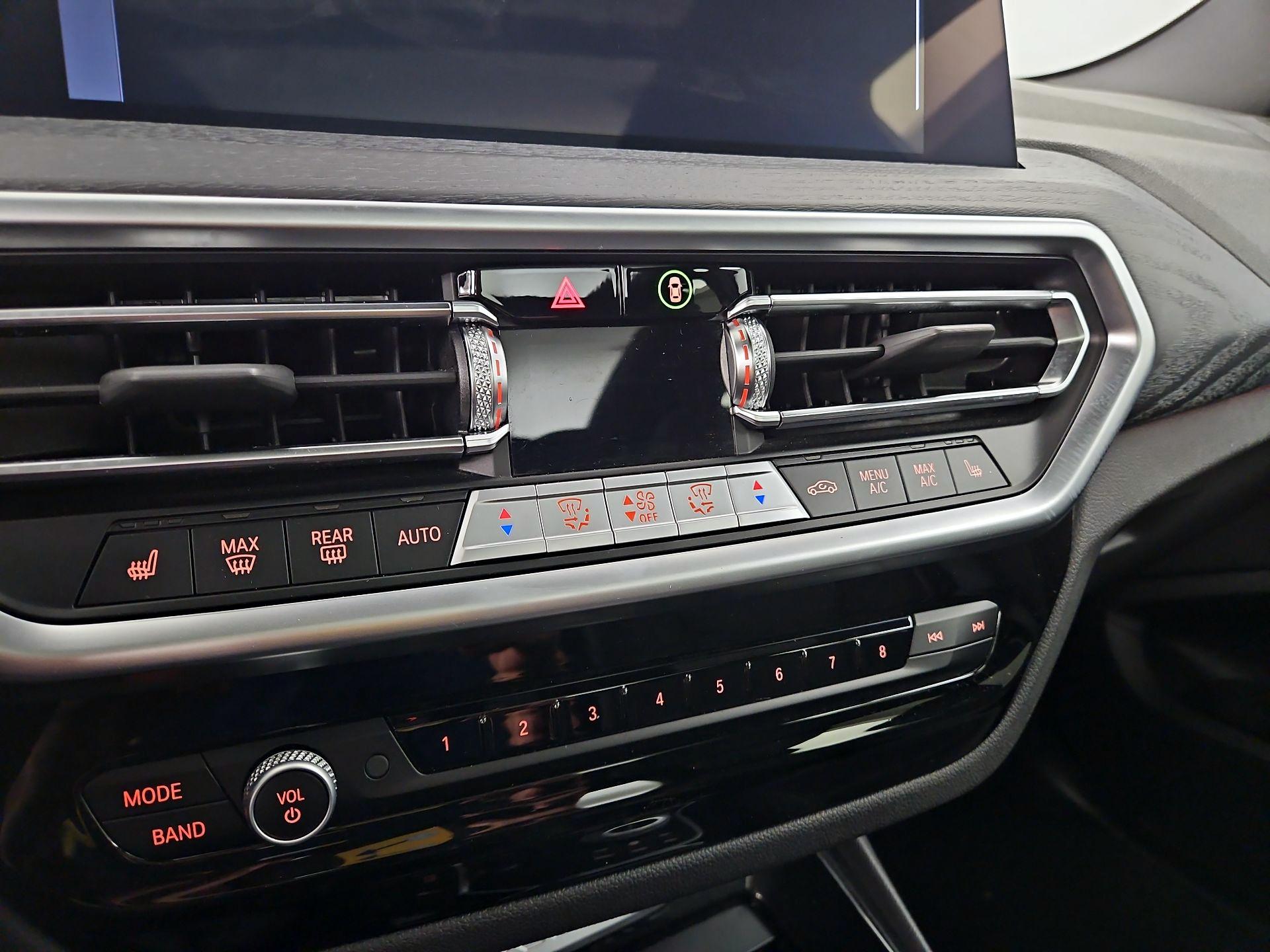 Thumbnail: 2024 BMW X3 - 17