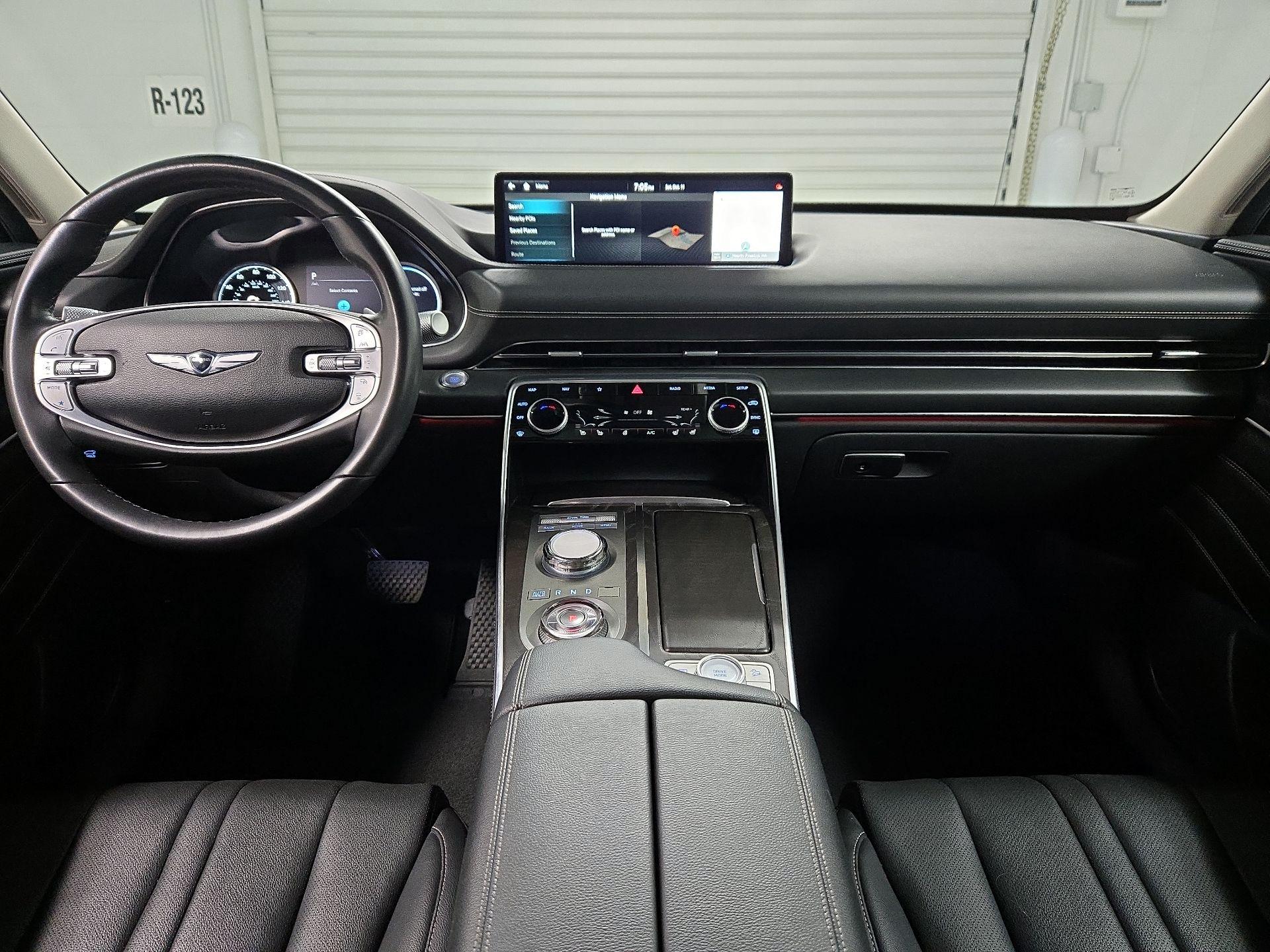 Thumbnail: 2024 Genesis GV80 - 9