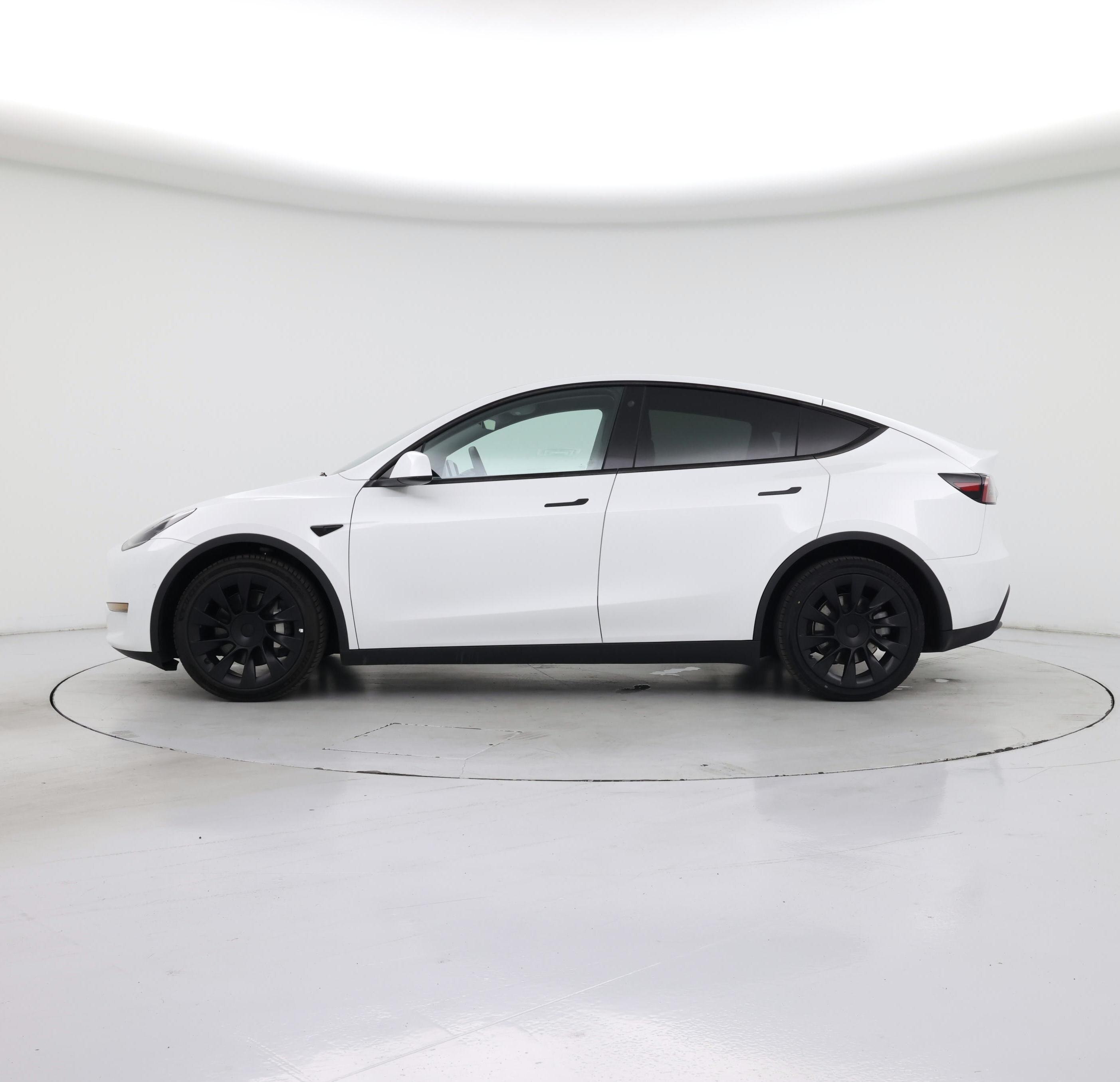 Thumbnail: 2022 Tesla Model Y - 3