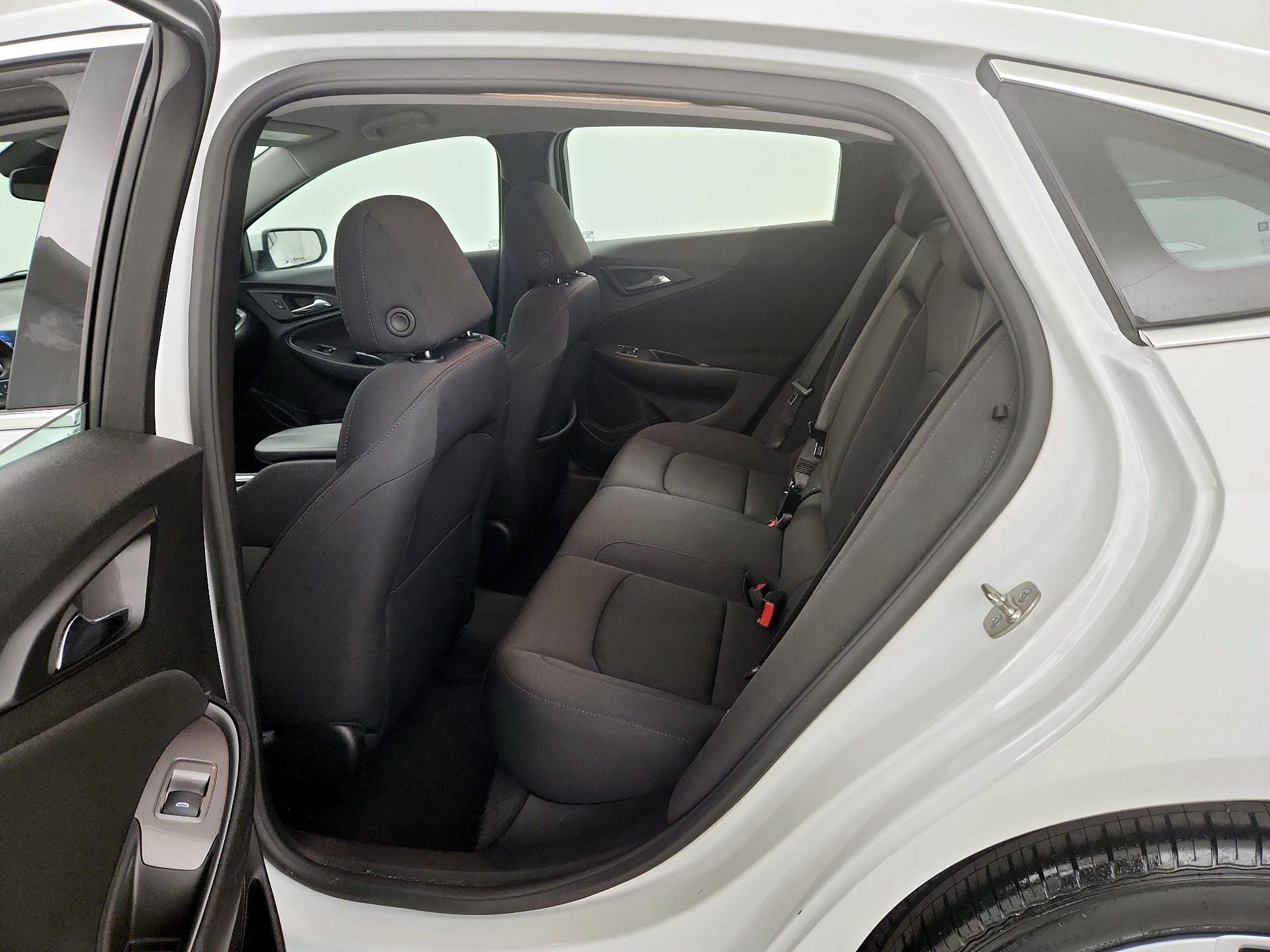 Thumbnail: 2024 Chevrolet Malibu - 19