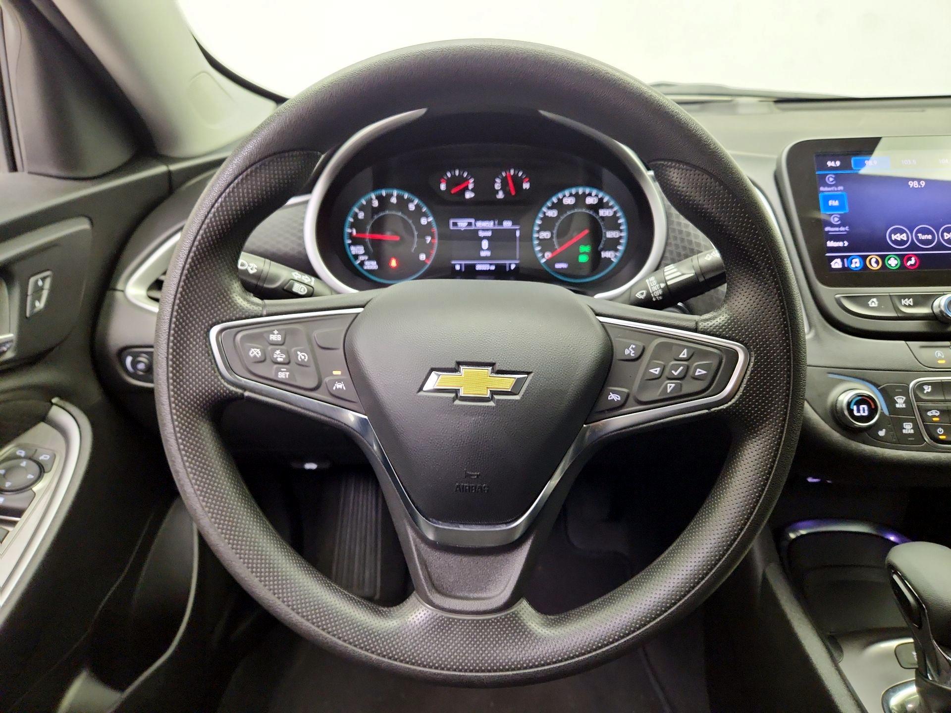 Thumbnail: 2024 Chevrolet Malibu - 10