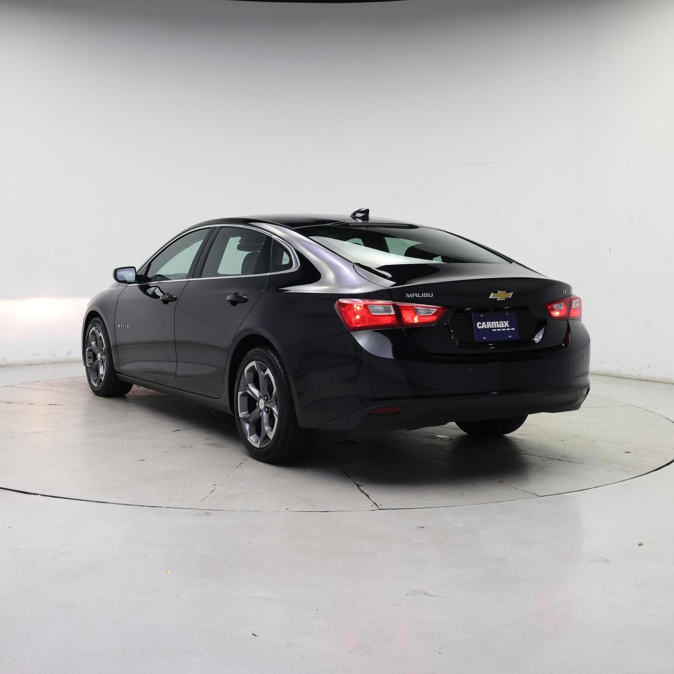 Thumbnail: 2024 Chevrolet Malibu - 2