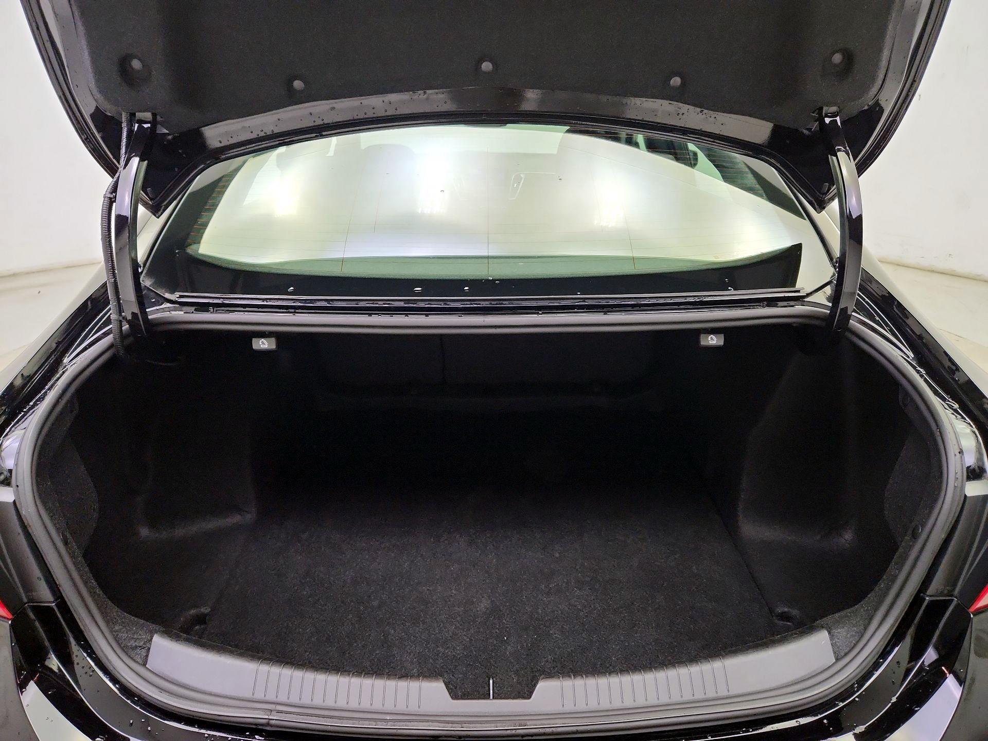 Thumbnail: 2024 Chevrolet Malibu - 20