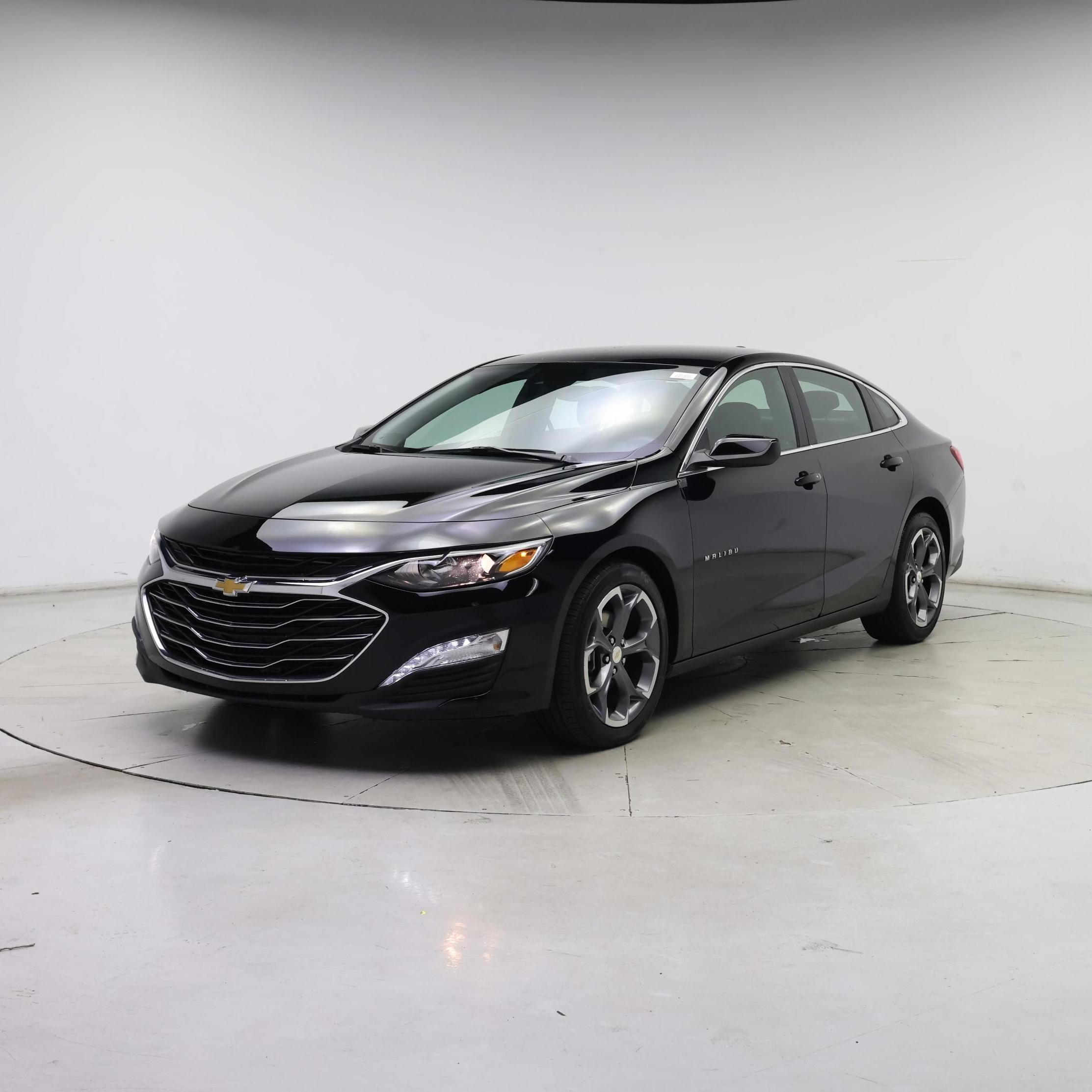 Thumbnail: 2024 Chevrolet Malibu - 4