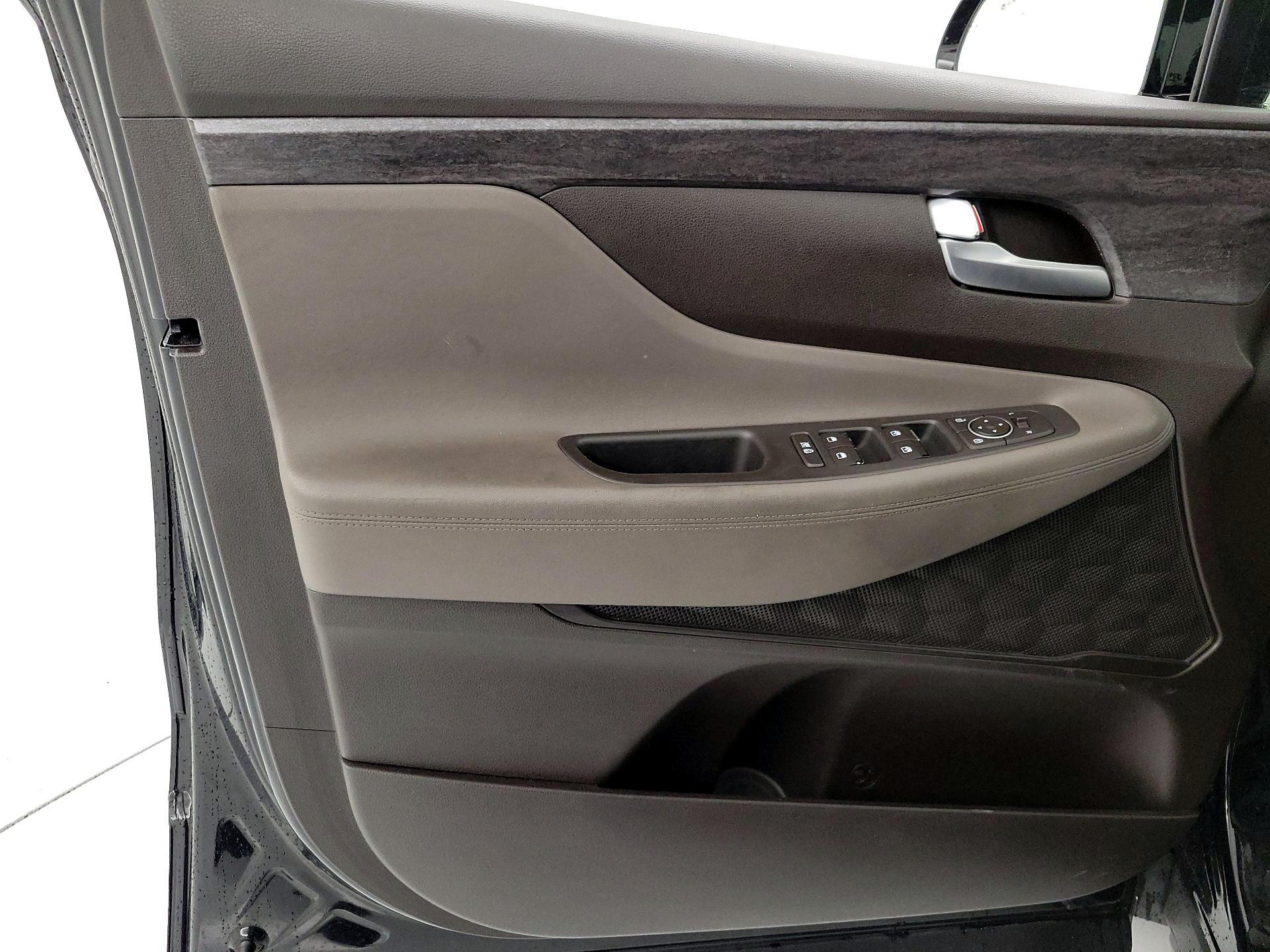 Thumbnail: 2019 Hyundai Santa Fe - 12