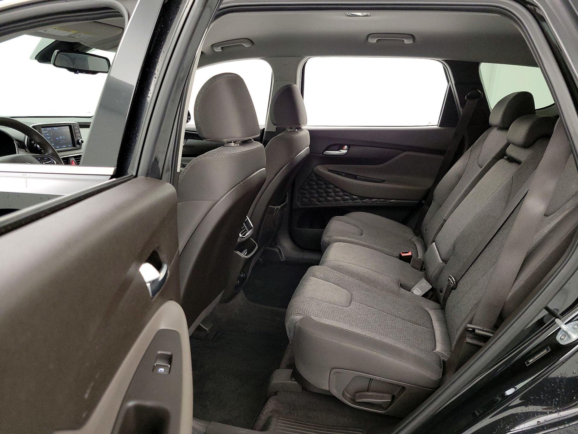 Thumbnail: 2019 Hyundai Santa Fe - 19