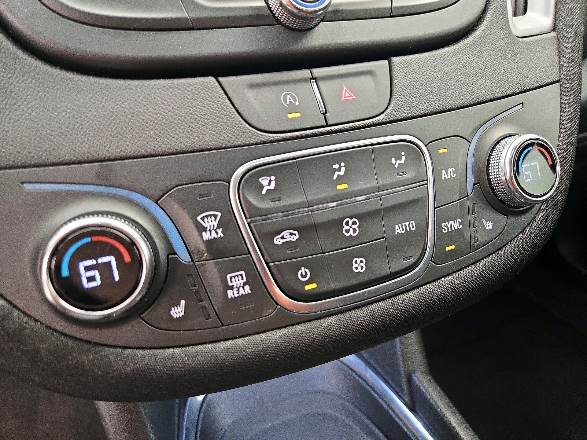 Thumbnail: 2023 Chevrolet Malibu - 16