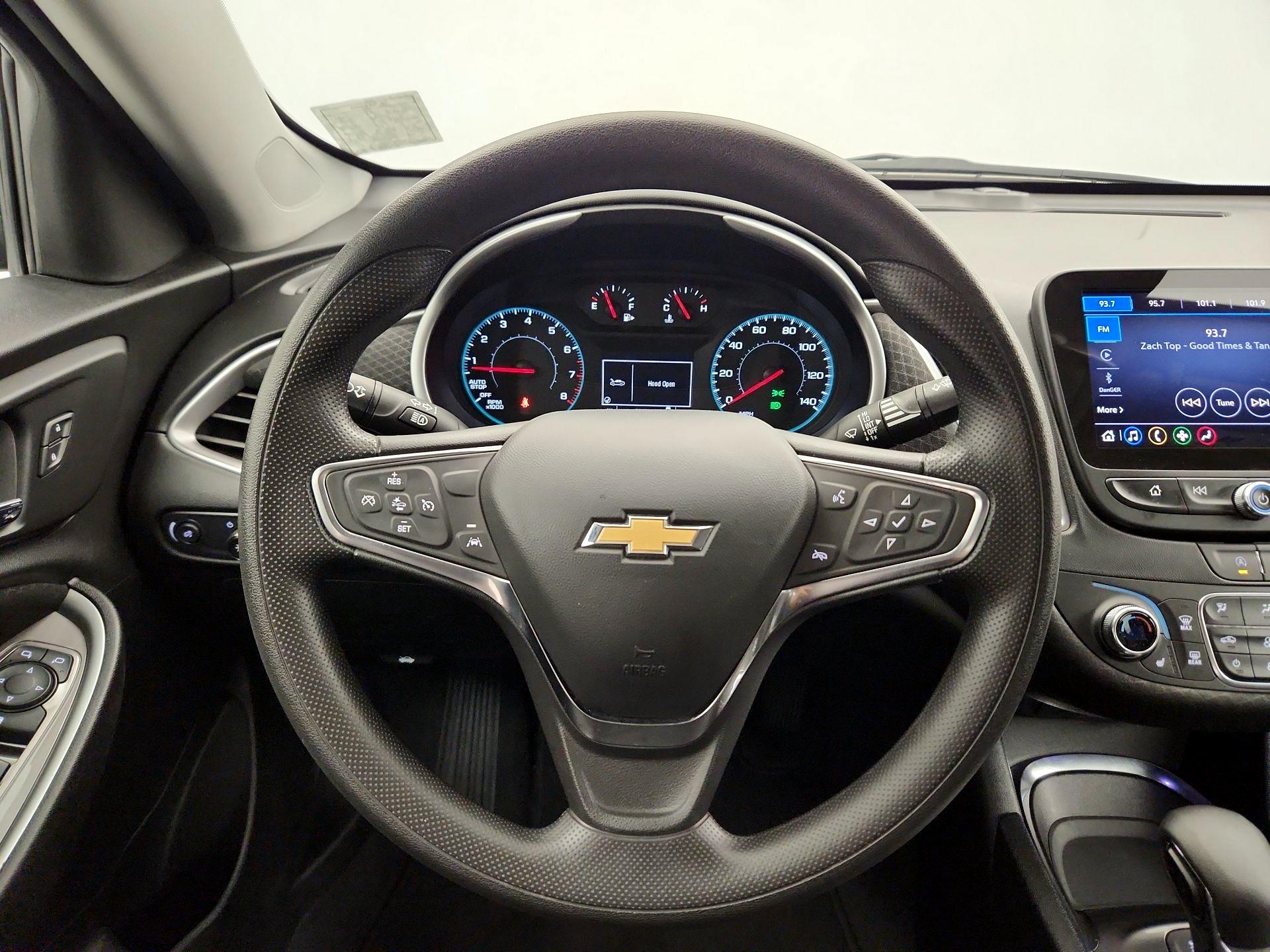 Thumbnail: 2024 Chevrolet Malibu - 10