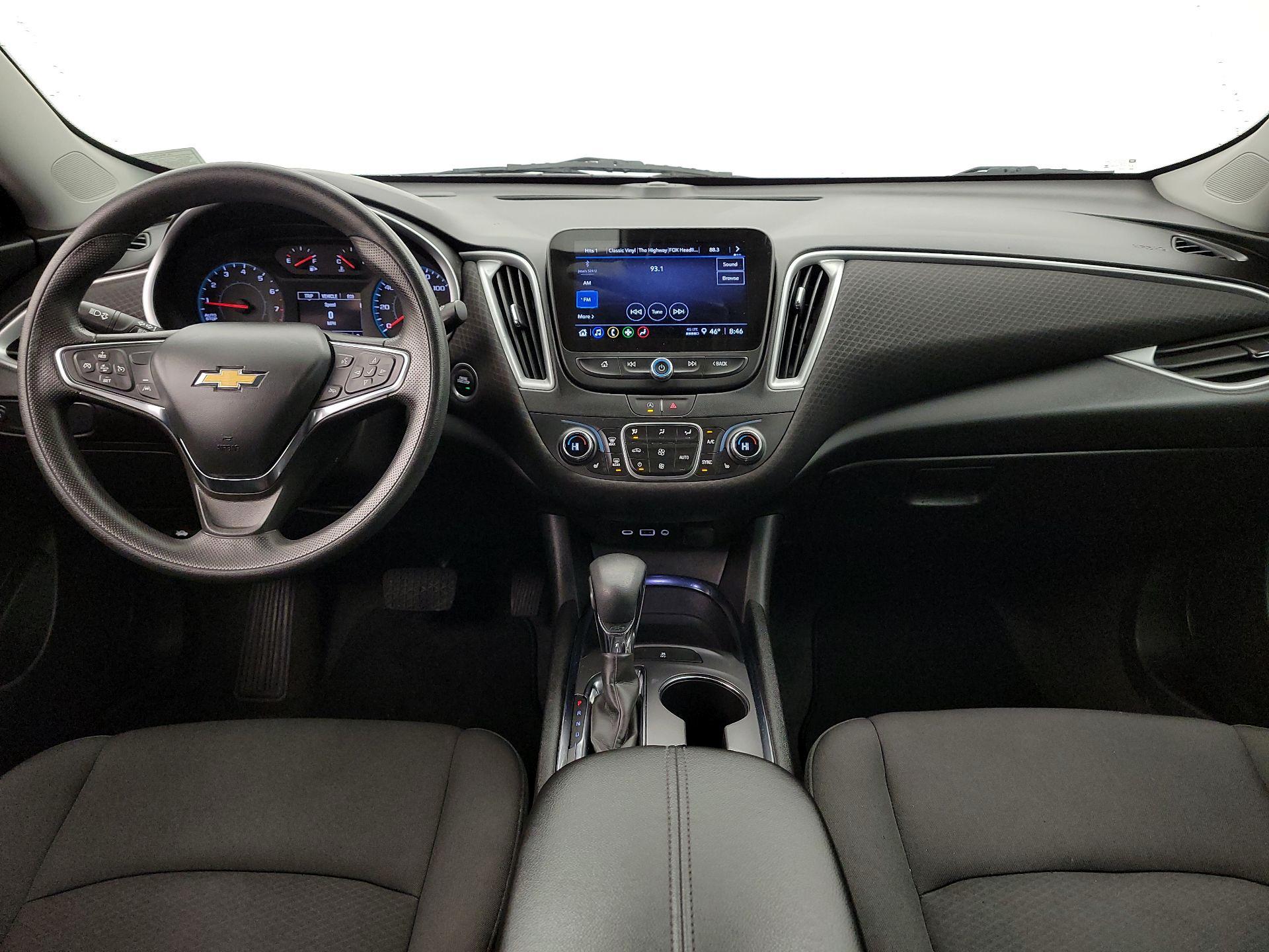 Thumbnail: 2023 Chevrolet Malibu - 9