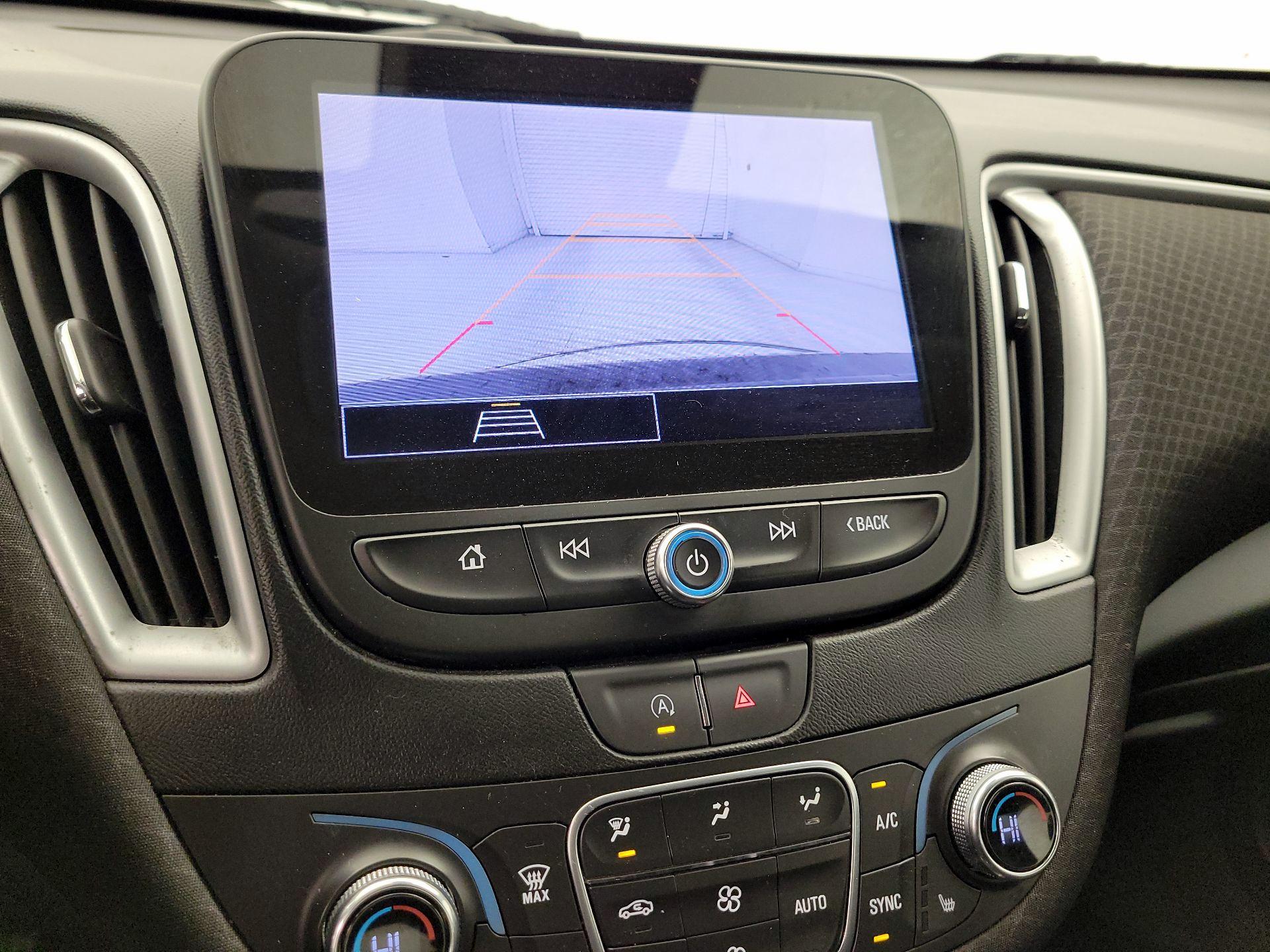 Thumbnail: 2023 Chevrolet Malibu - 14