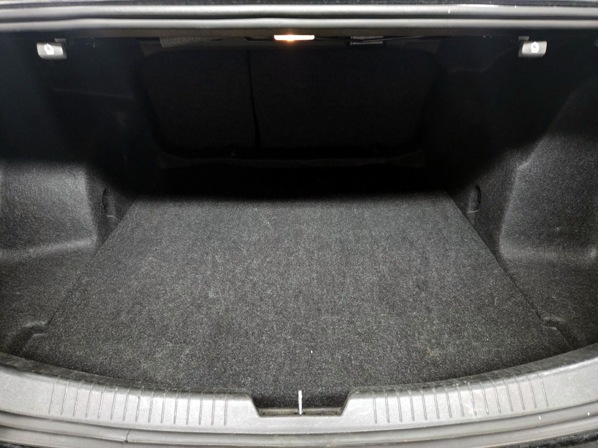 Thumbnail: 2023 Chevrolet Malibu - 20