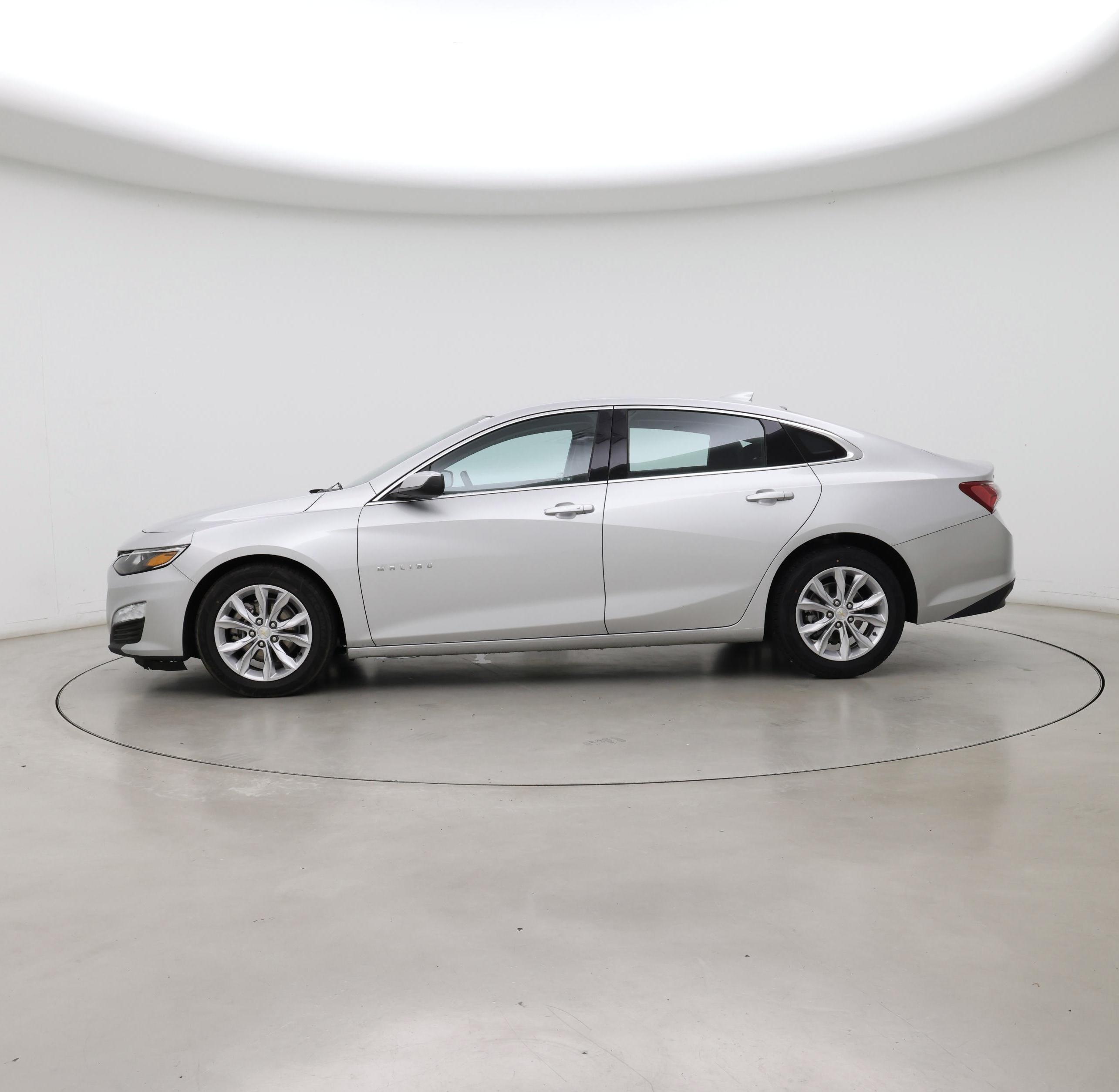 Thumbnail: 2022 Chevrolet Malibu - 3