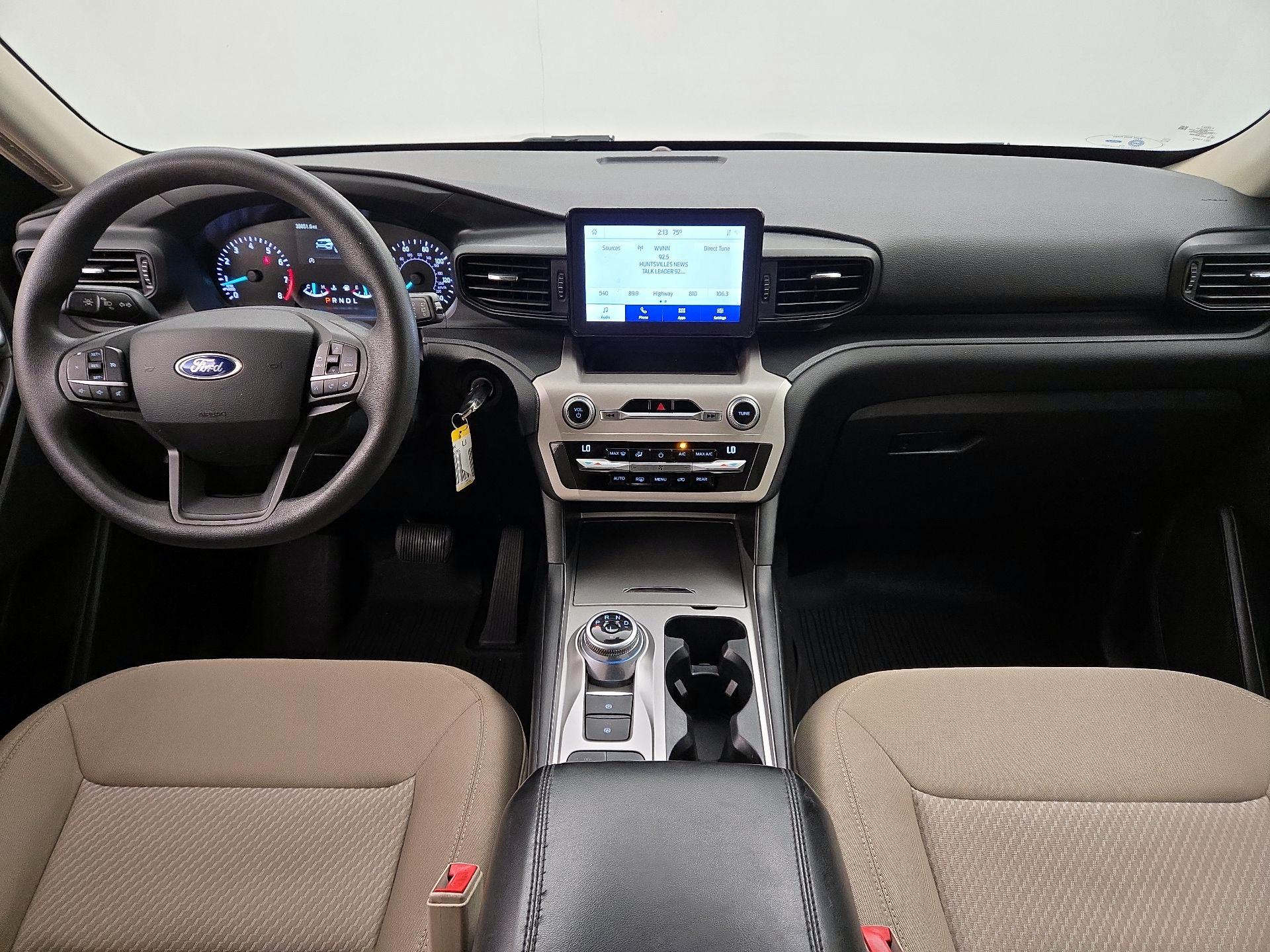 Thumbnail: 2021 Ford Explorer - 9