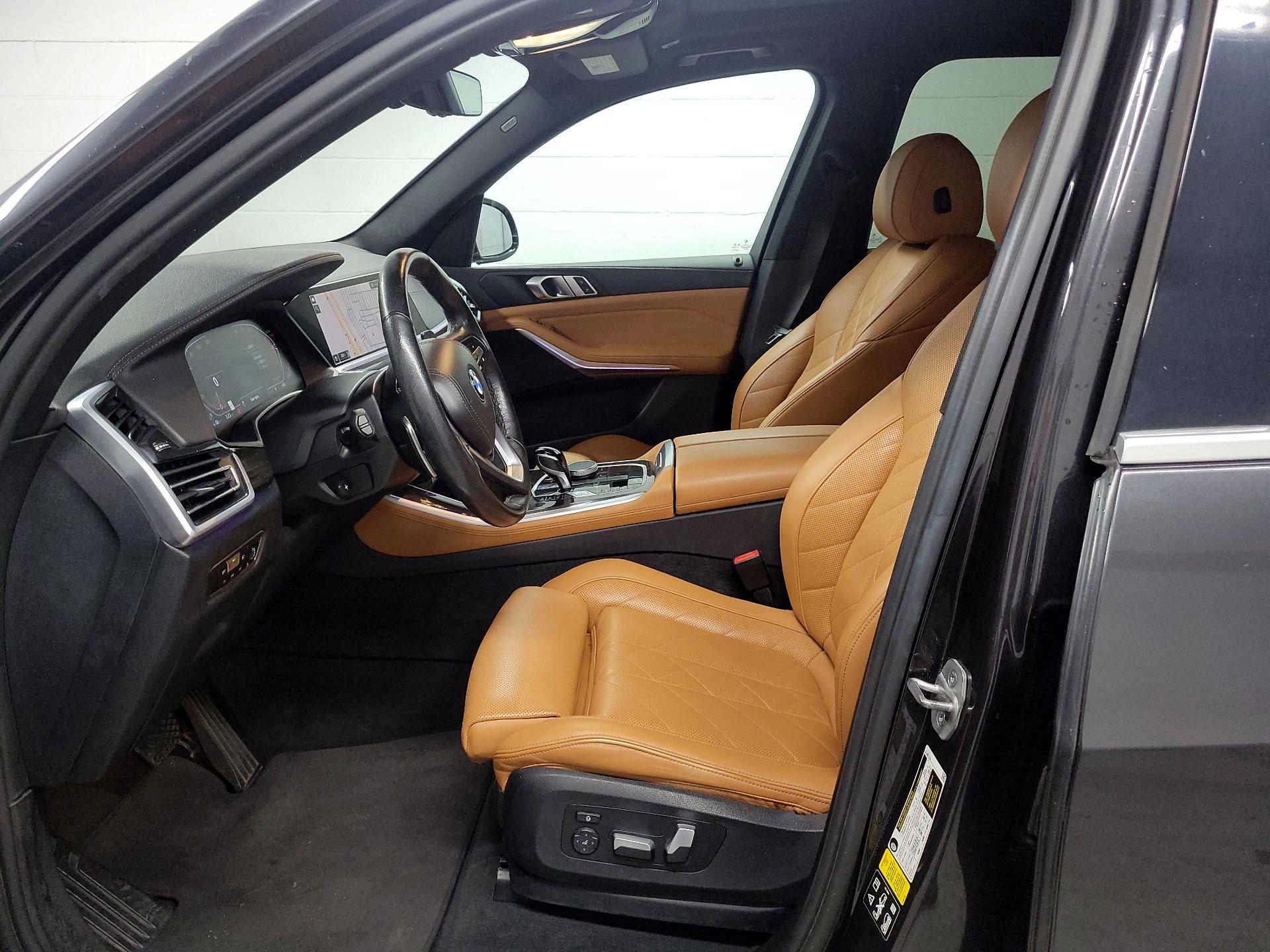 Thumbnail: 2023 BMW X5 - 11