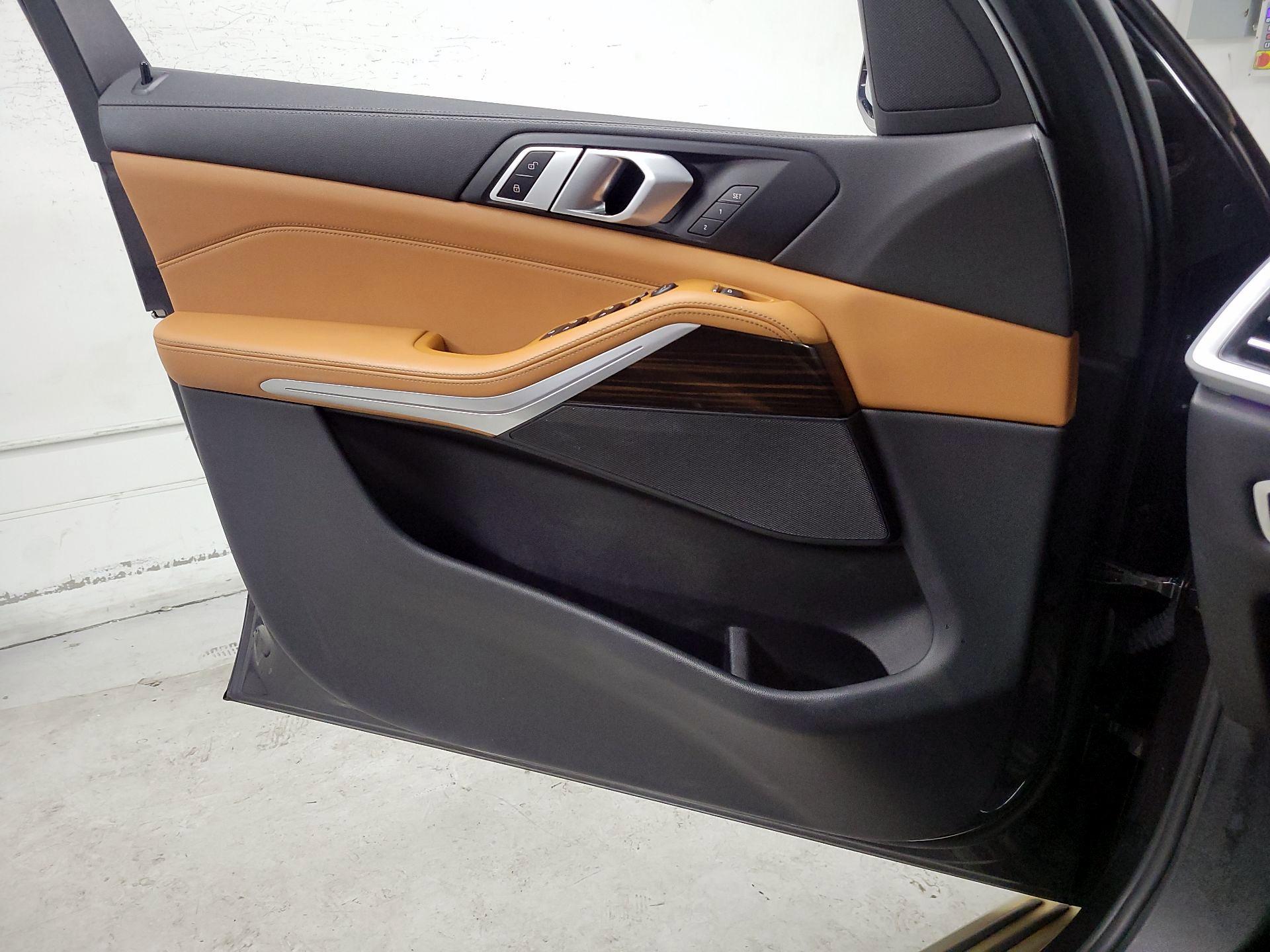 Thumbnail: 2023 BMW X5 - 12