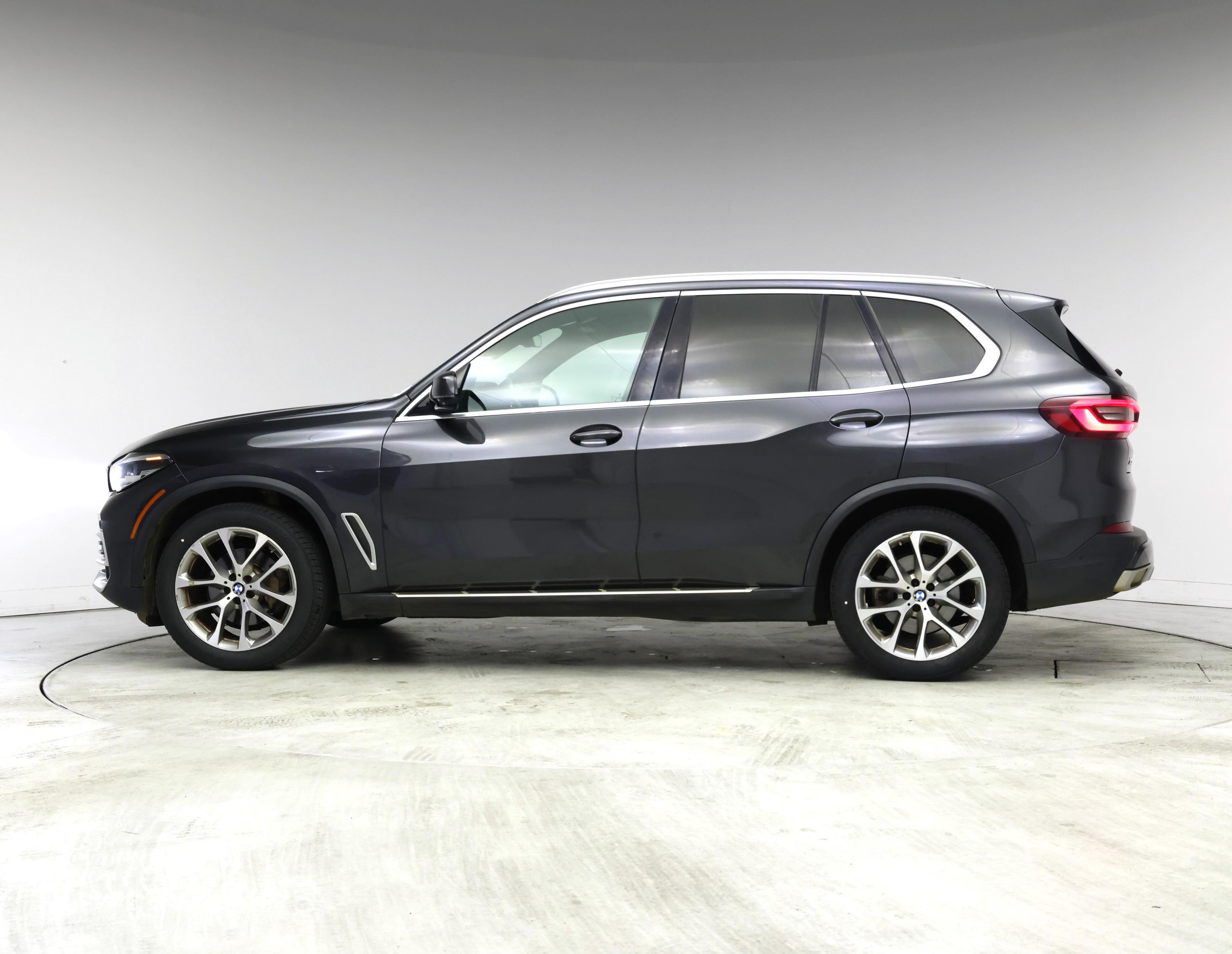 Thumbnail: 2023 BMW X5 - 3