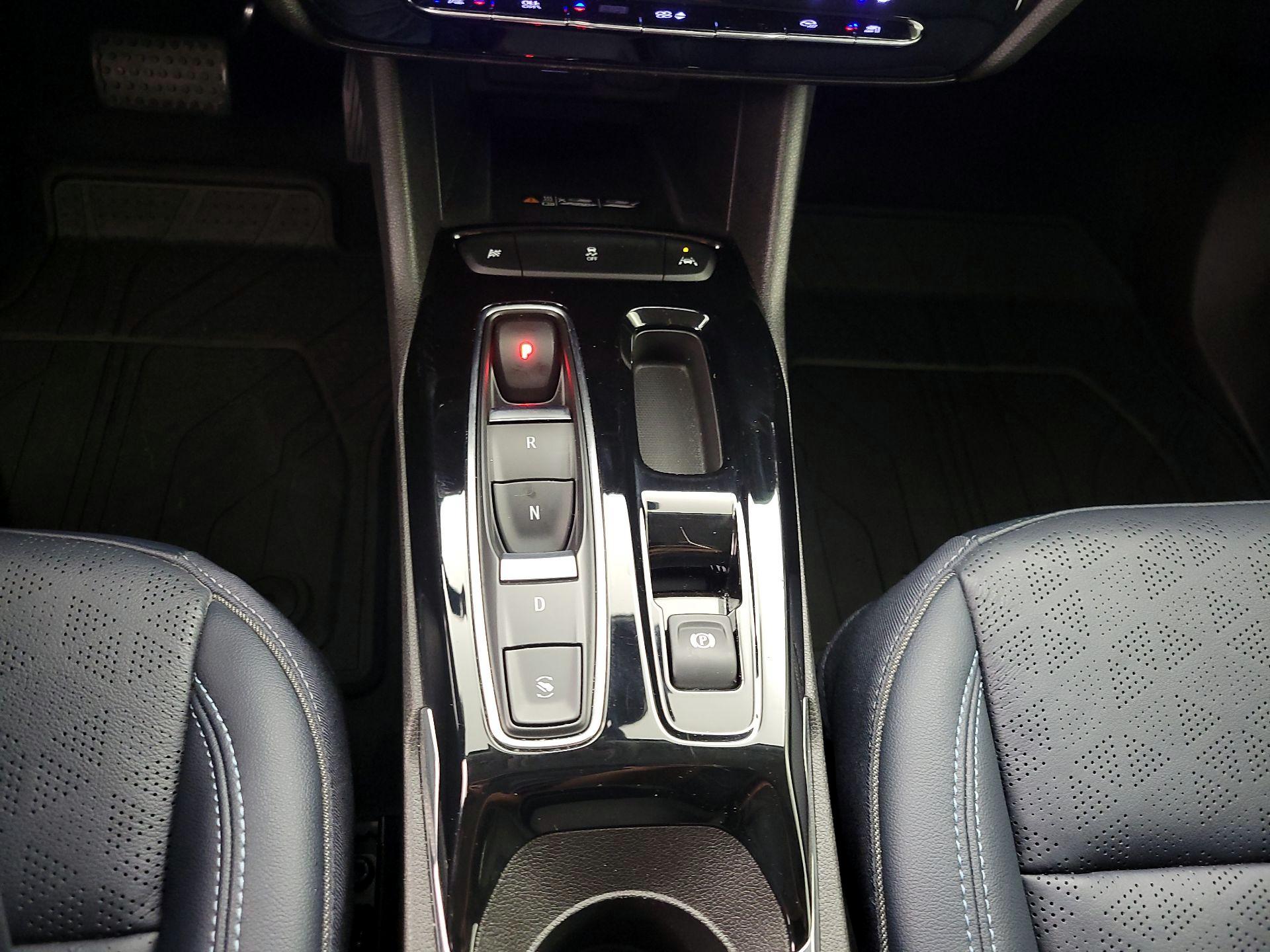 Thumbnail: 2023 Chevrolet Bolt EUV - 17