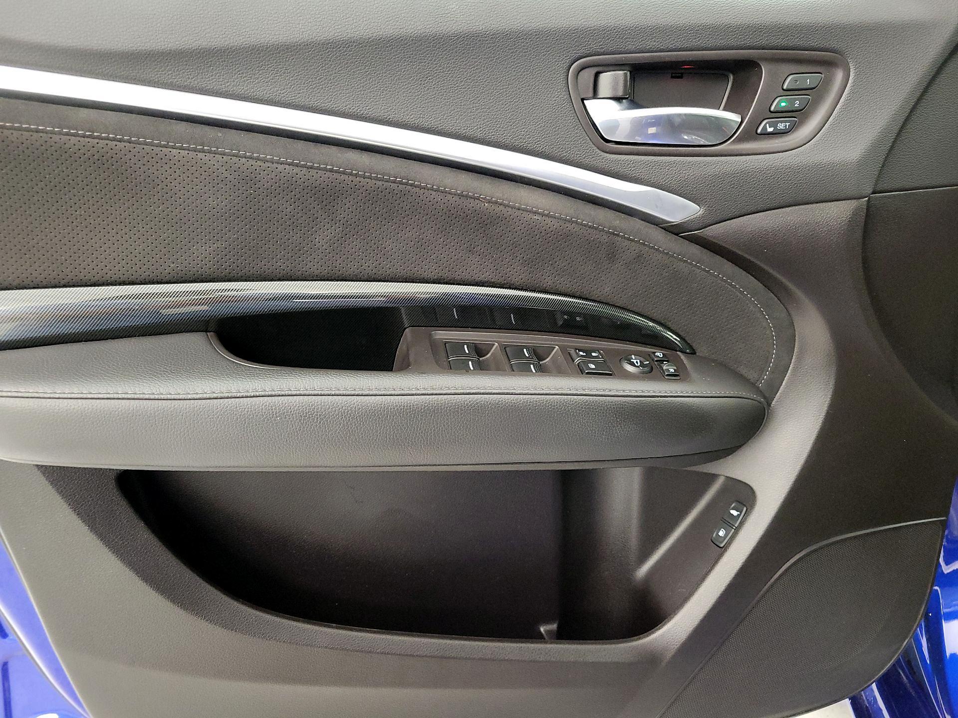 Thumbnail: 2019 Acura MDX - 12