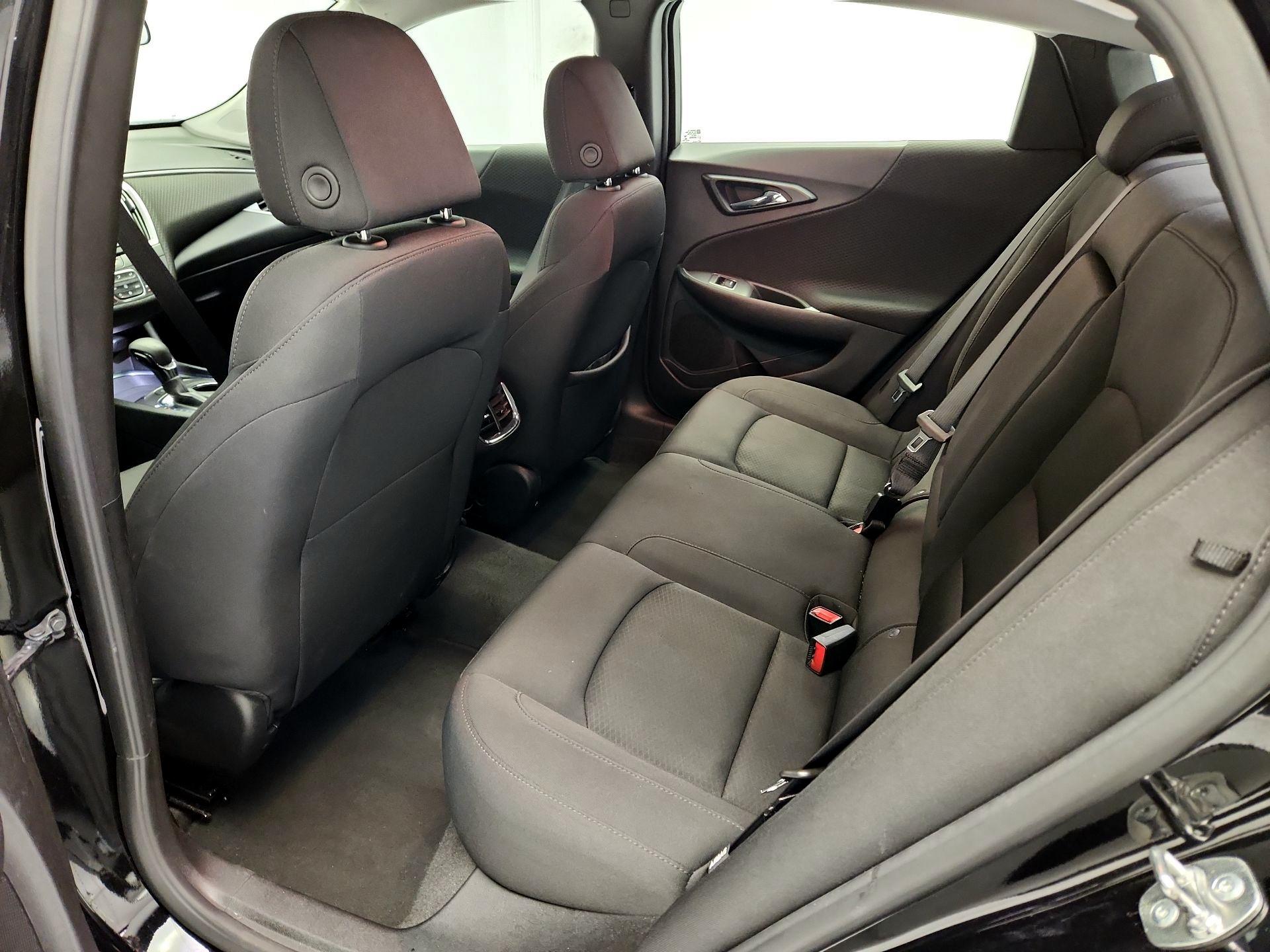 Thumbnail: 2024 Chevrolet Malibu - 18