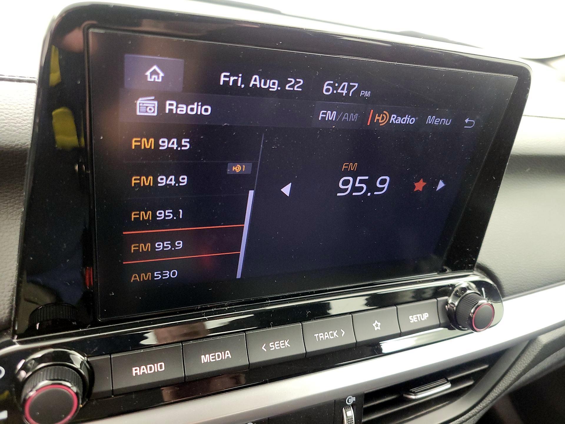Thumbnail: 2023 Kia Forte - 15