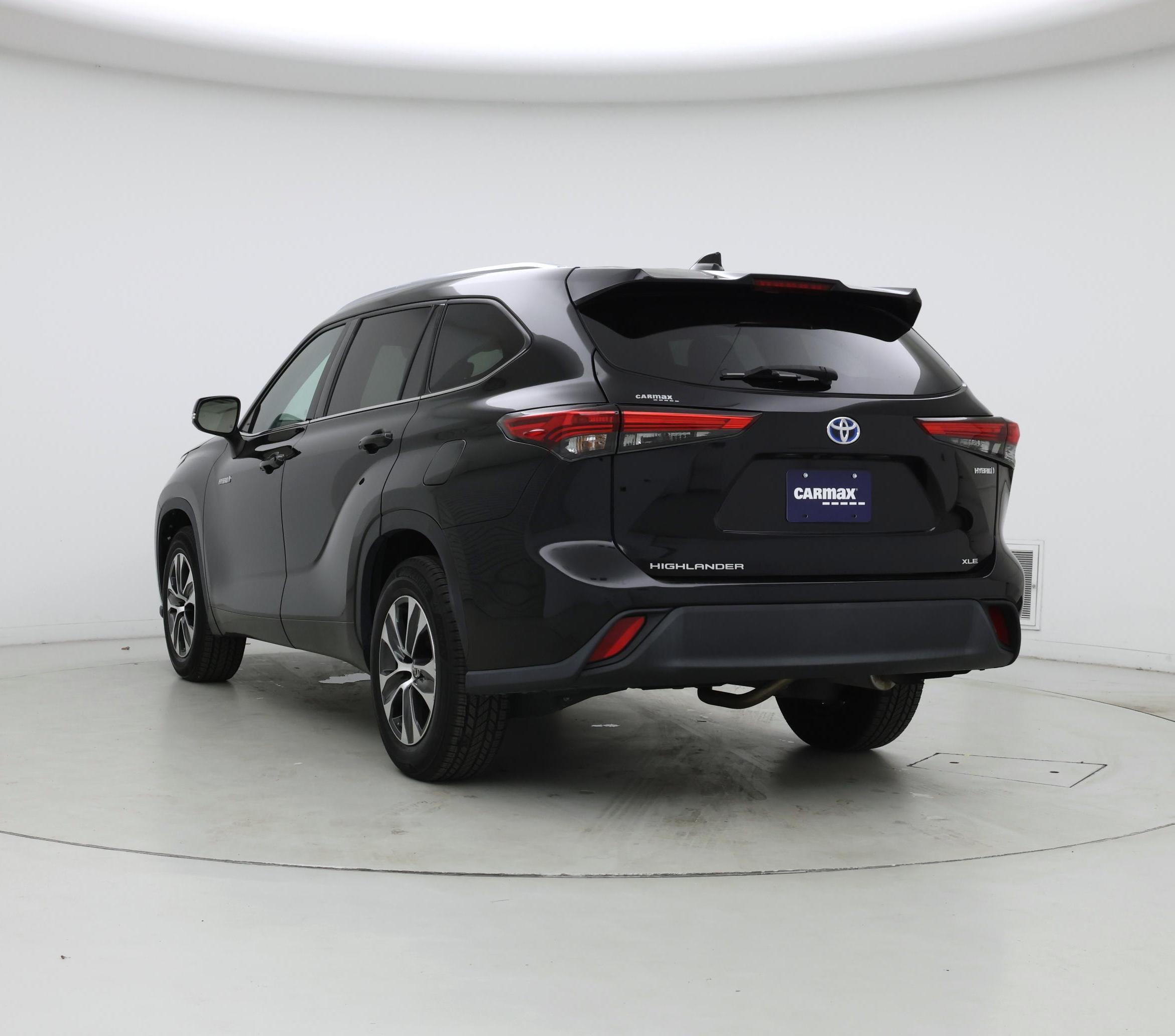 Thumbnail: 2021 Toyota Highlander - 2