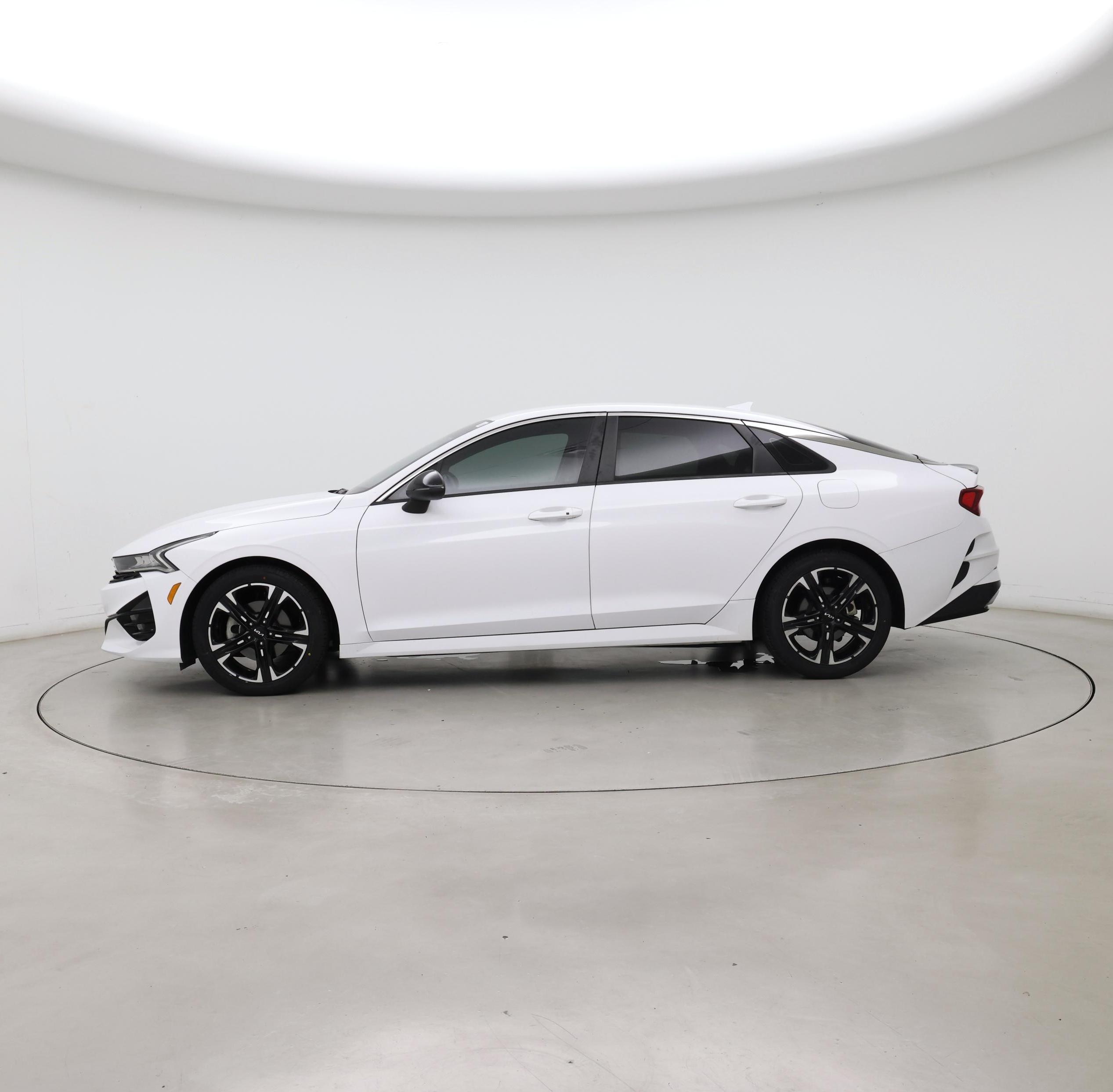 Thumbnail: 2022 Kia K5 - 3