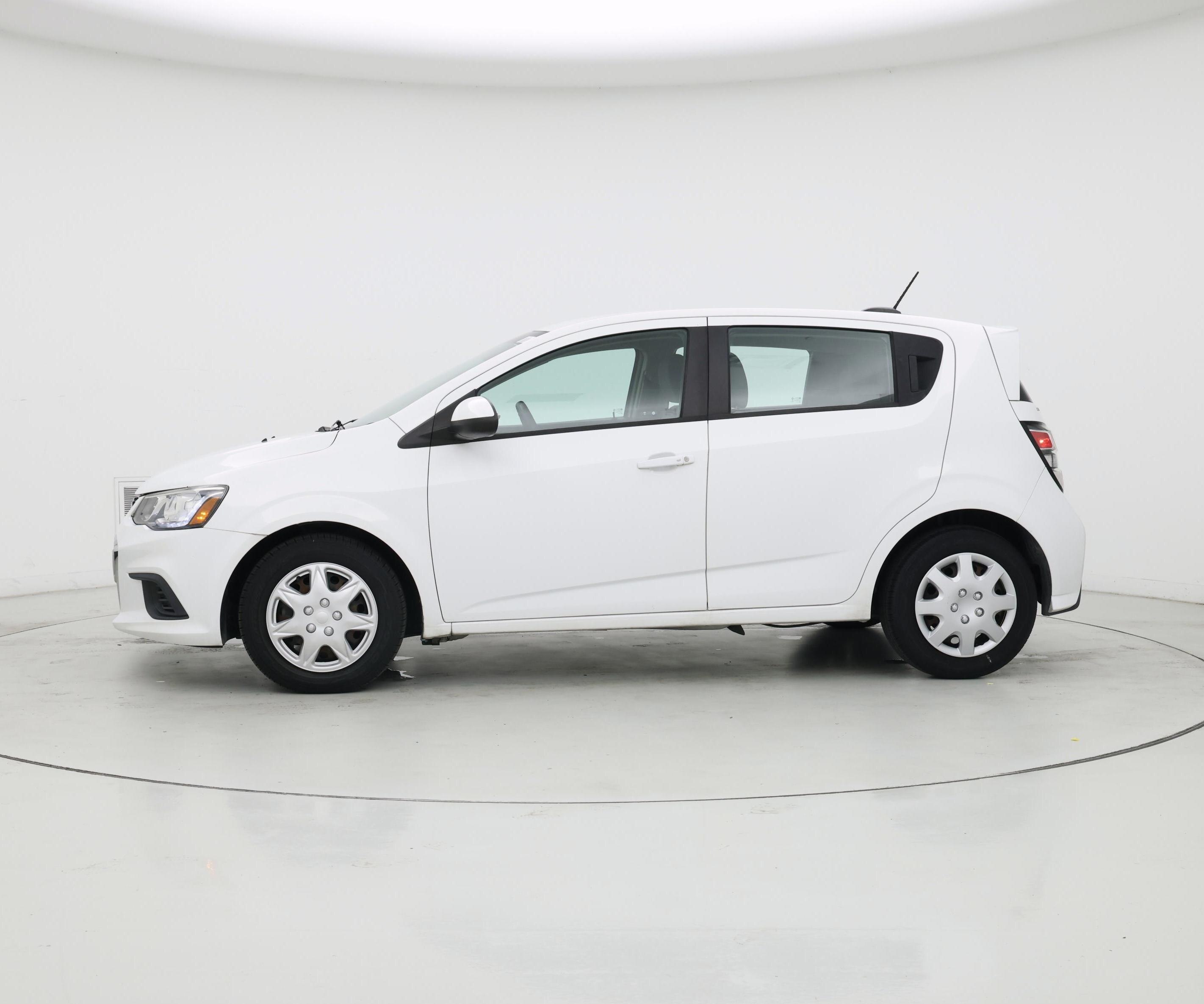 Thumbnail: 2020 Chevrolet Sonic - 3