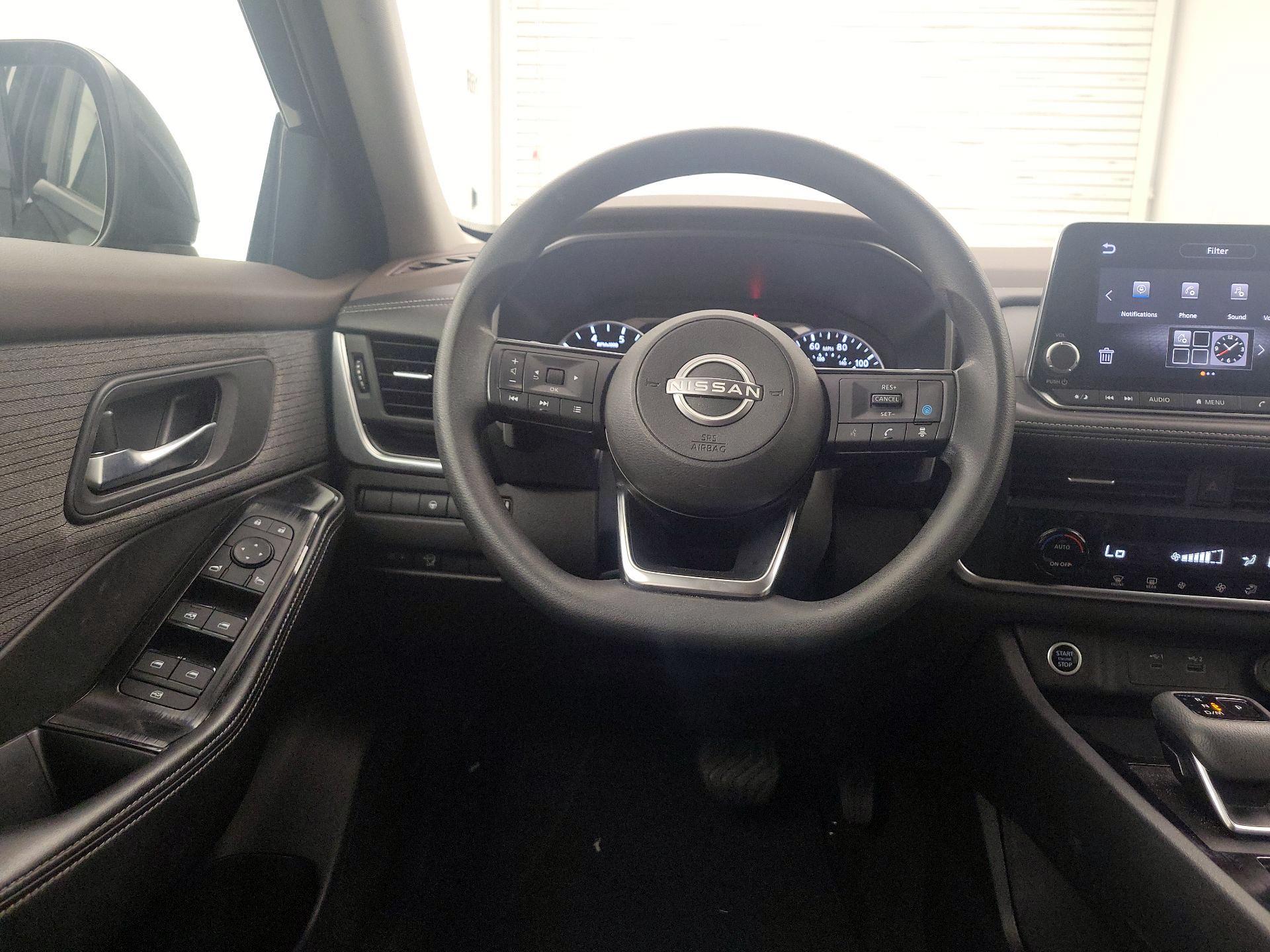 Thumbnail: 2023 Nissan Rogue - 10