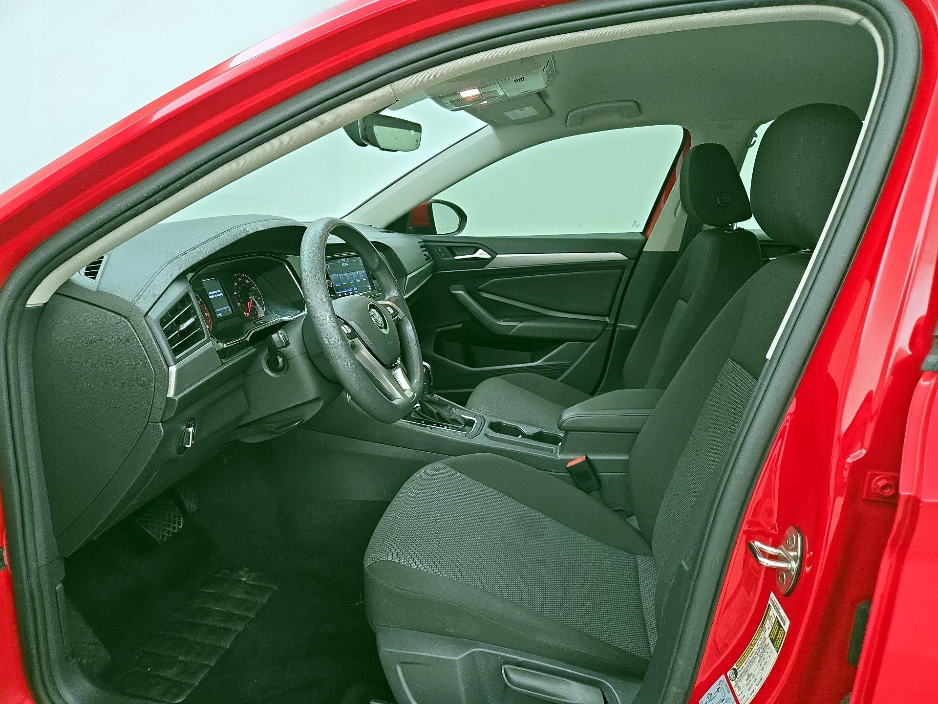 Thumbnail: 2021 Volkswagen Jetta - 11