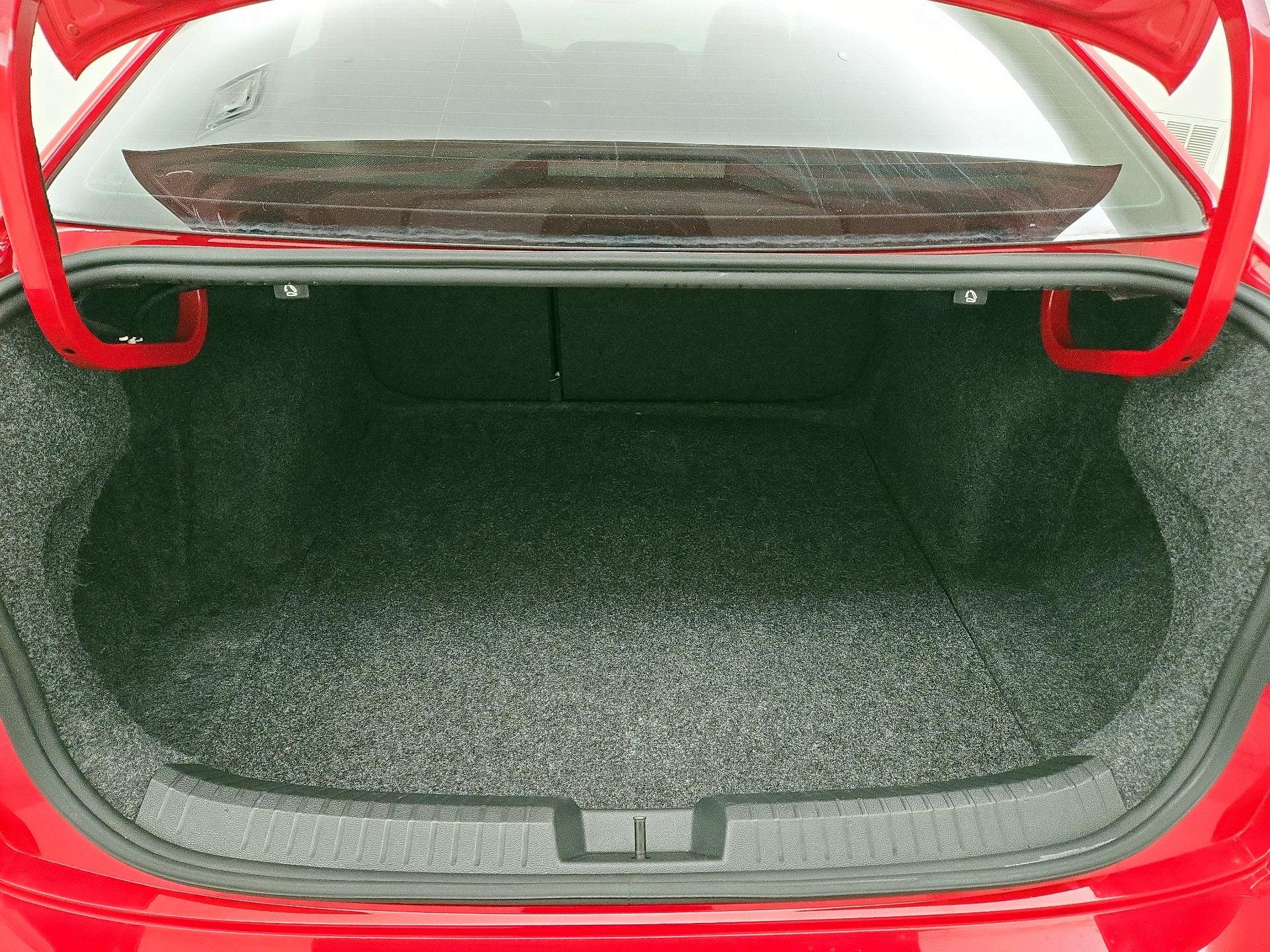 Thumbnail: 2021 Volkswagen Jetta - 20