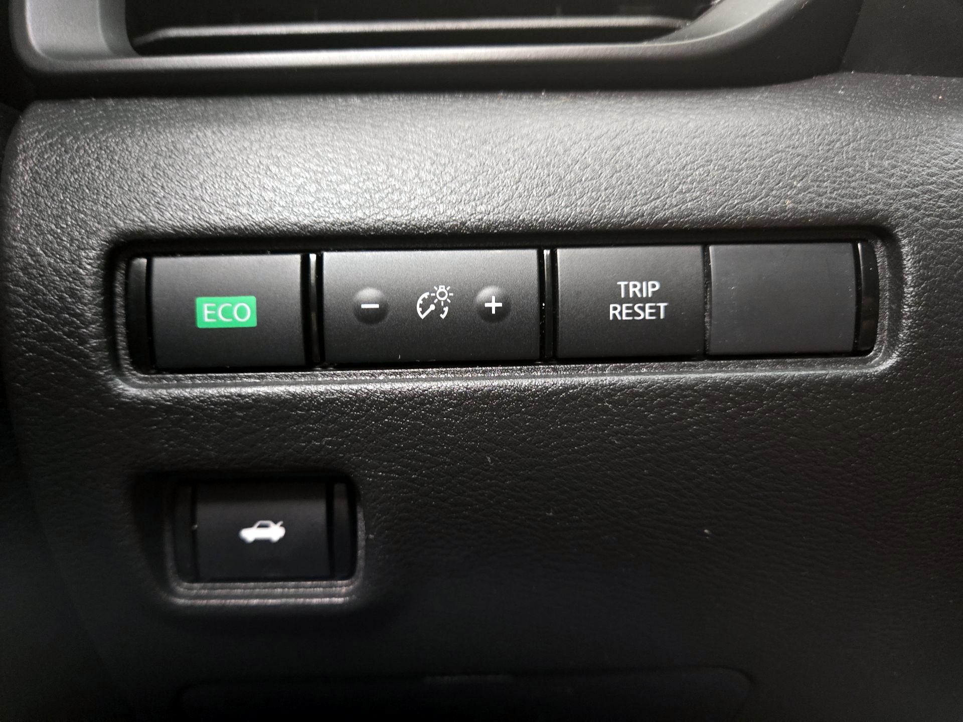 Thumbnail: 2023 Nissan Sentra - 13