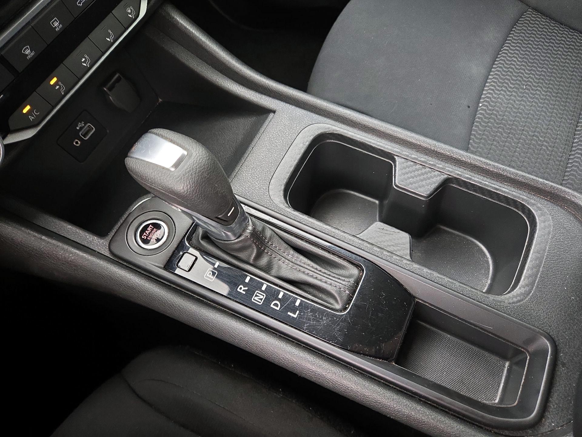 Thumbnail: 2023 Nissan Sentra - 17