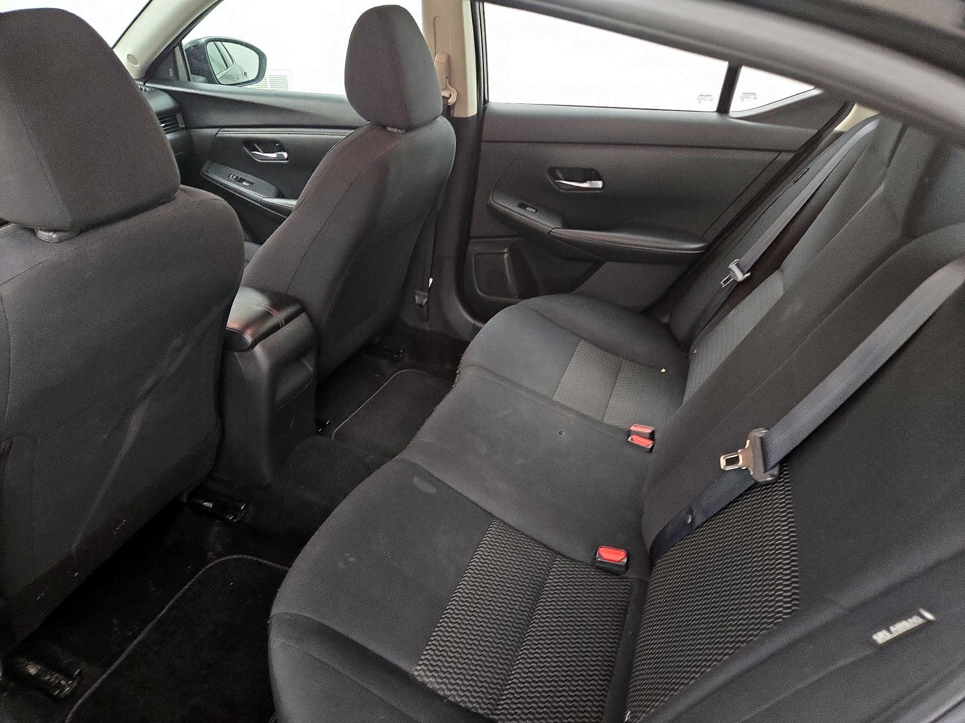 Thumbnail: 2023 Nissan Sentra - 19