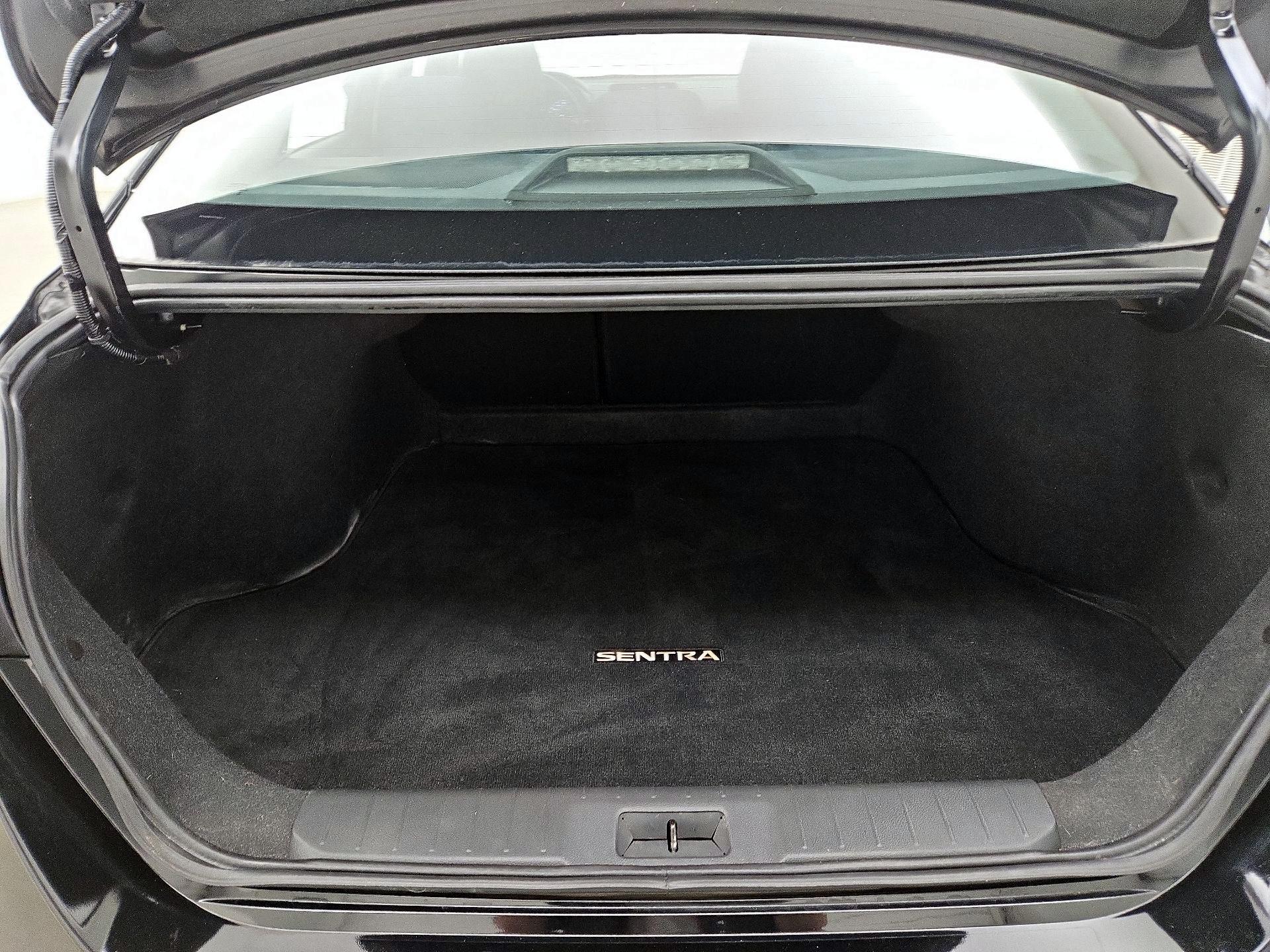 Thumbnail: 2023 Nissan Sentra - 20