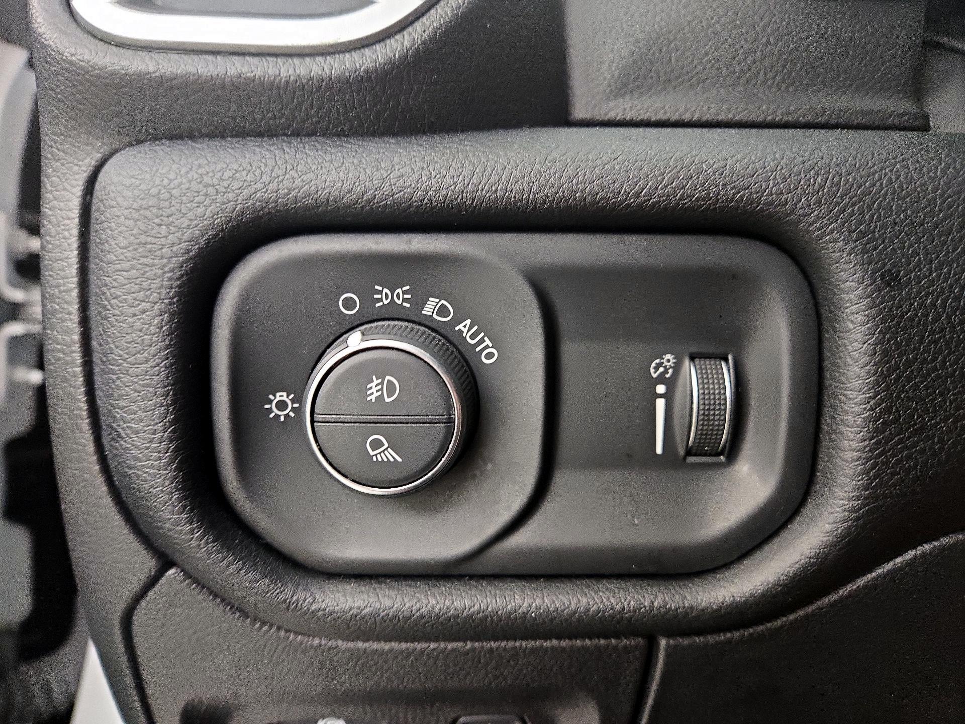 Thumbnail: 2022 RAM 1500 - 13