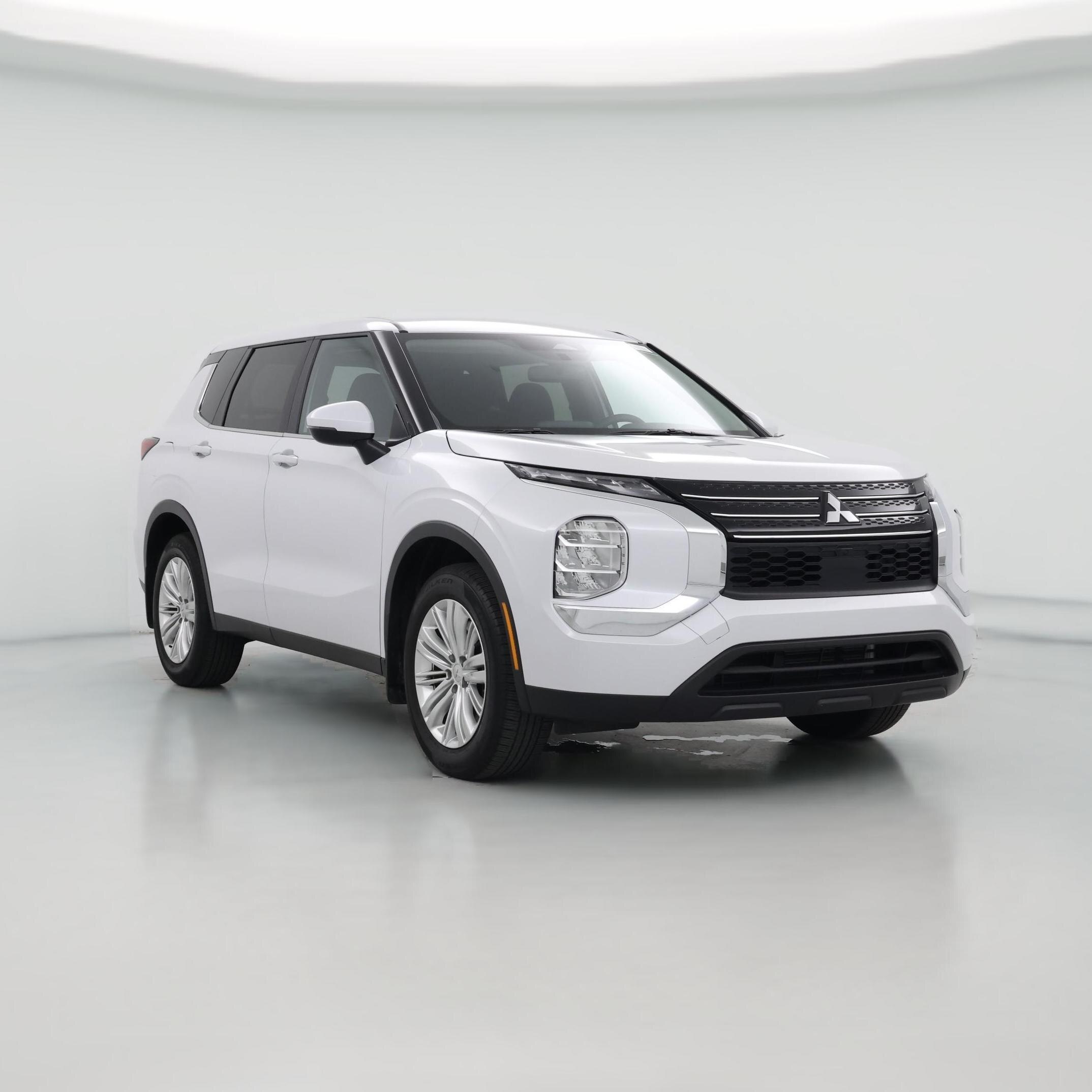Thumbnail: 2024 Mitsubishi Outlander - 1