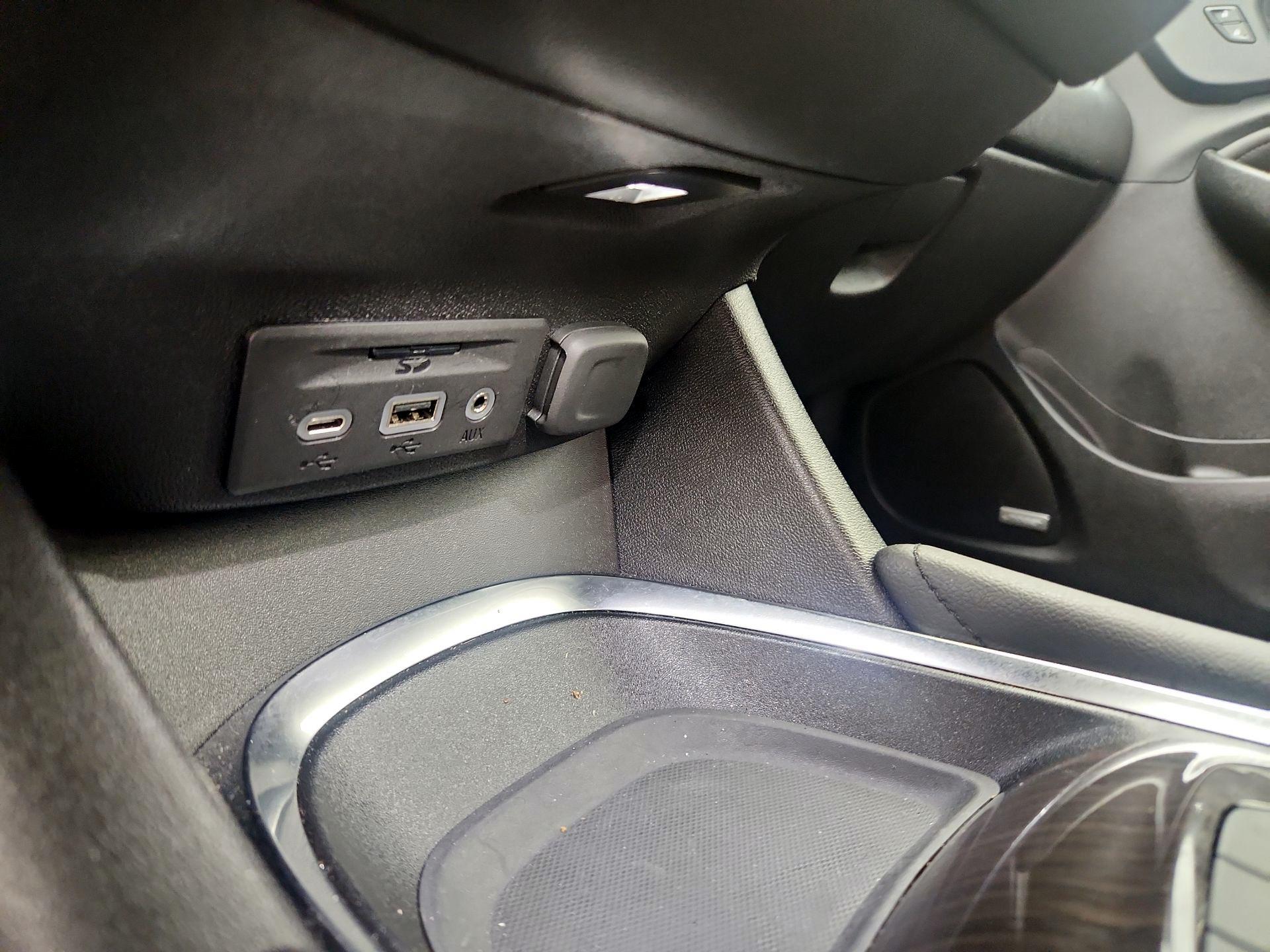 Thumbnail: 2021 Chevrolet Malibu - 19