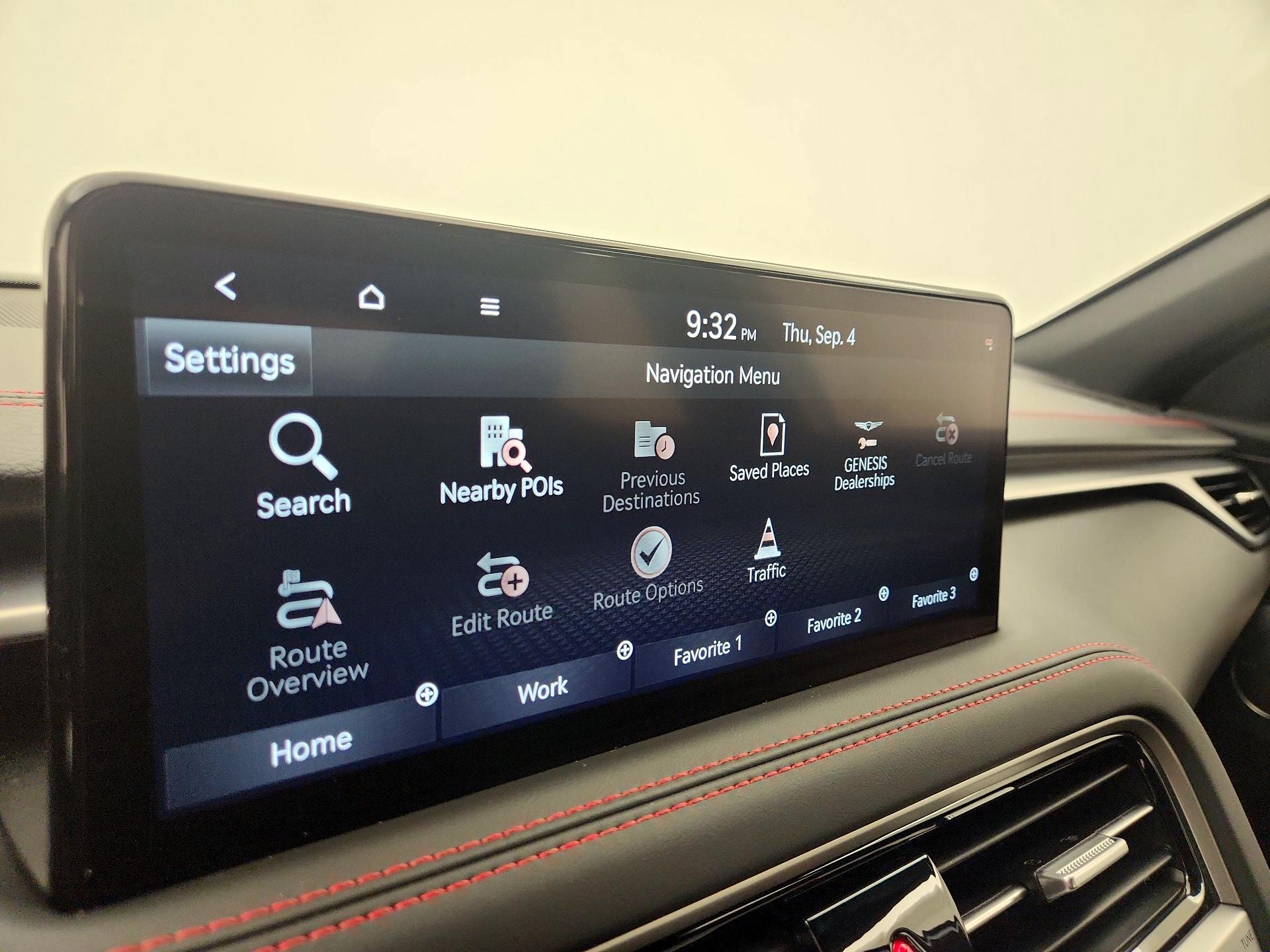 Thumbnail: 2024 Genesis G70 - 14