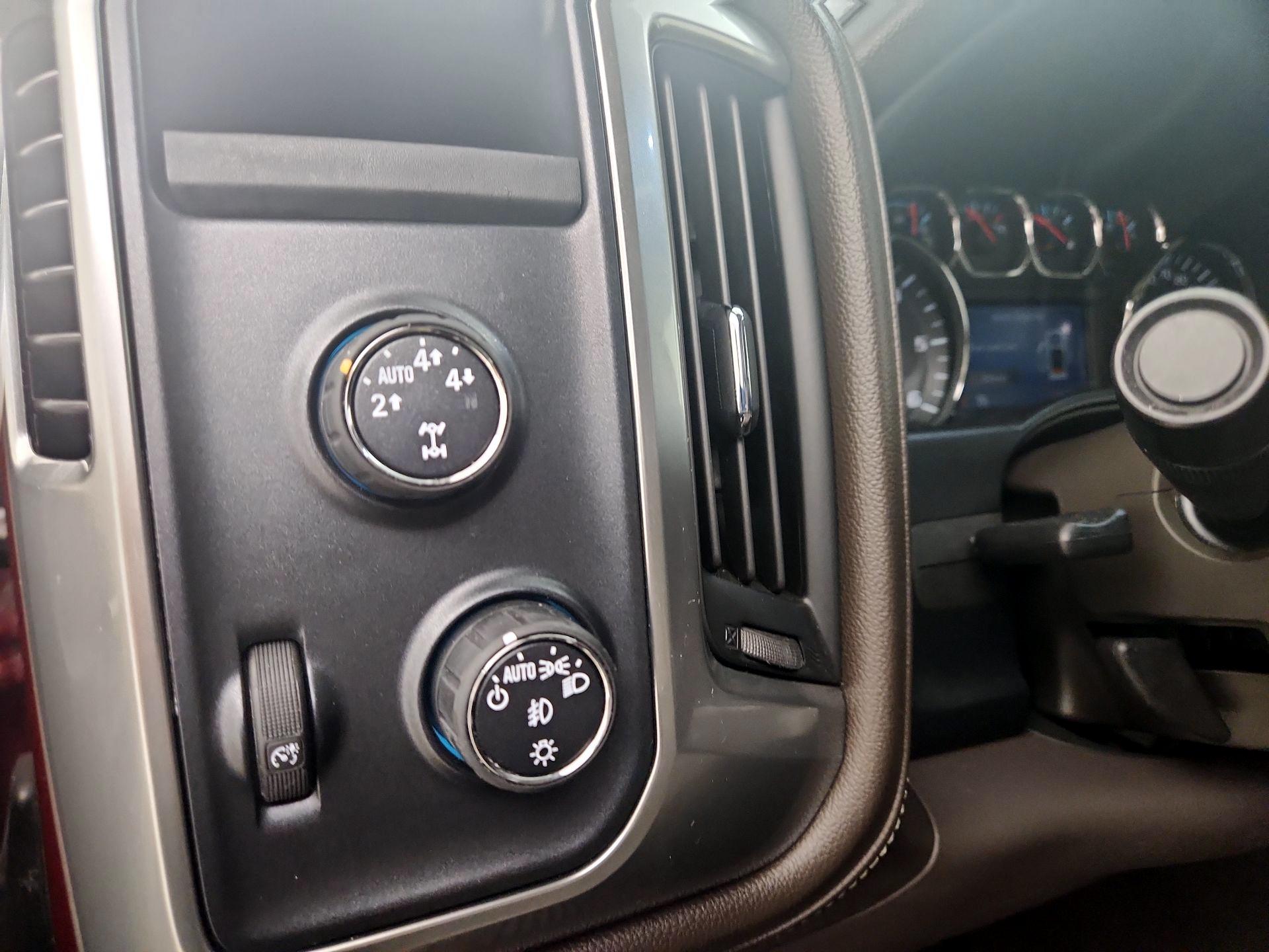 Thumbnail: 2014 Chevrolet Silverado 1500 - 13