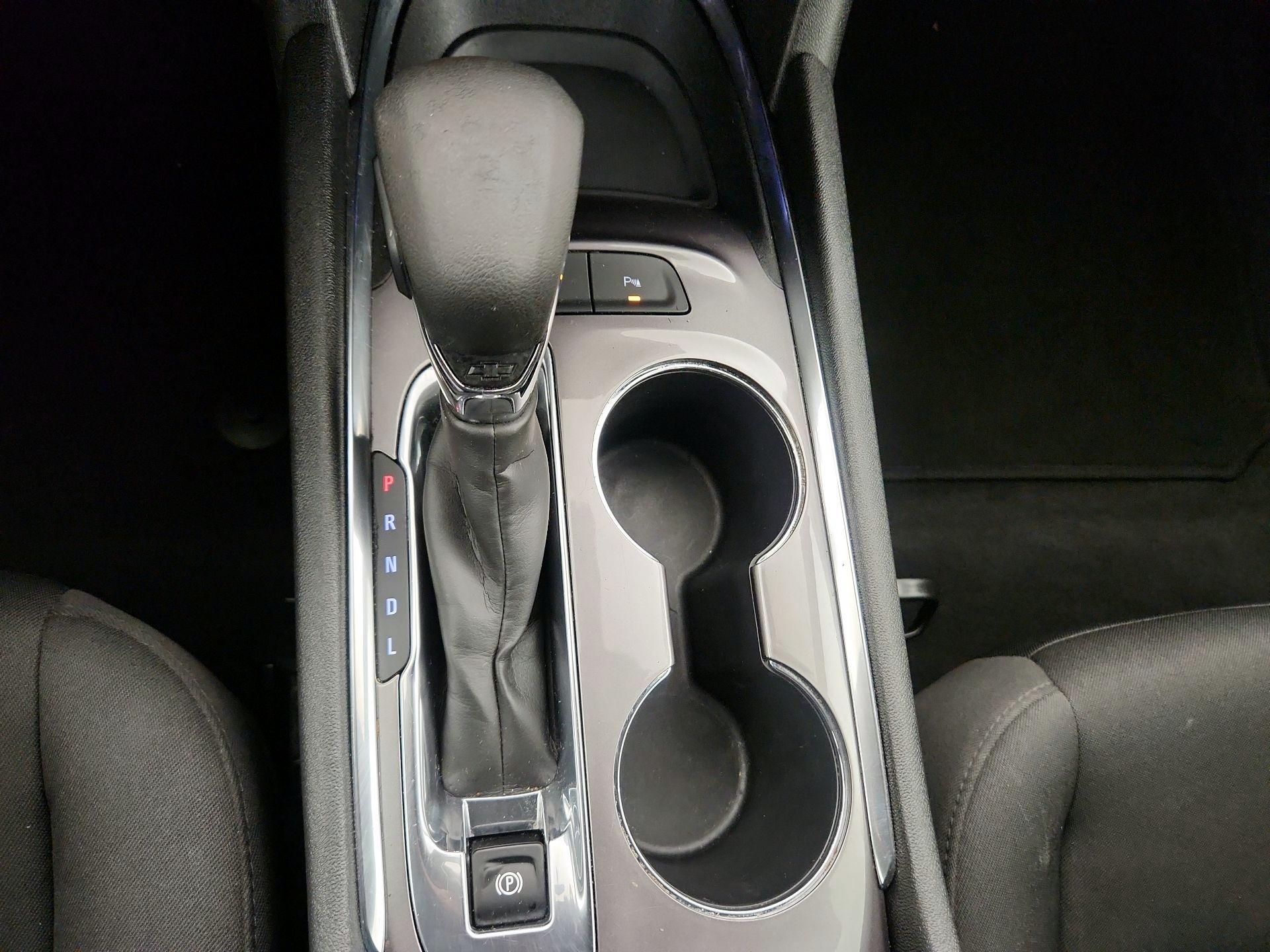 Thumbnail: 2023 Chevrolet Malibu - 17