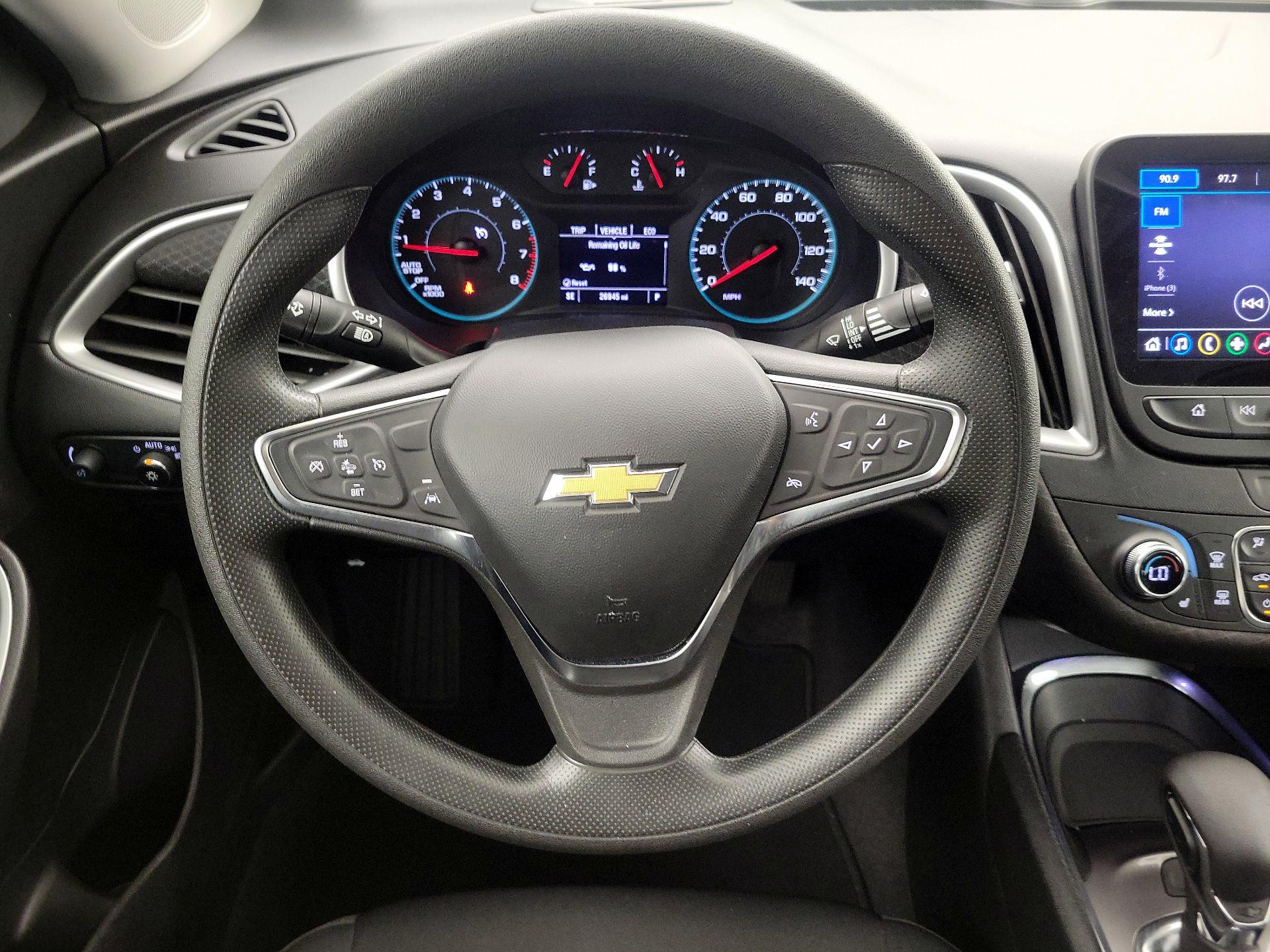 Thumbnail: 2024 Chevrolet Malibu - 10
