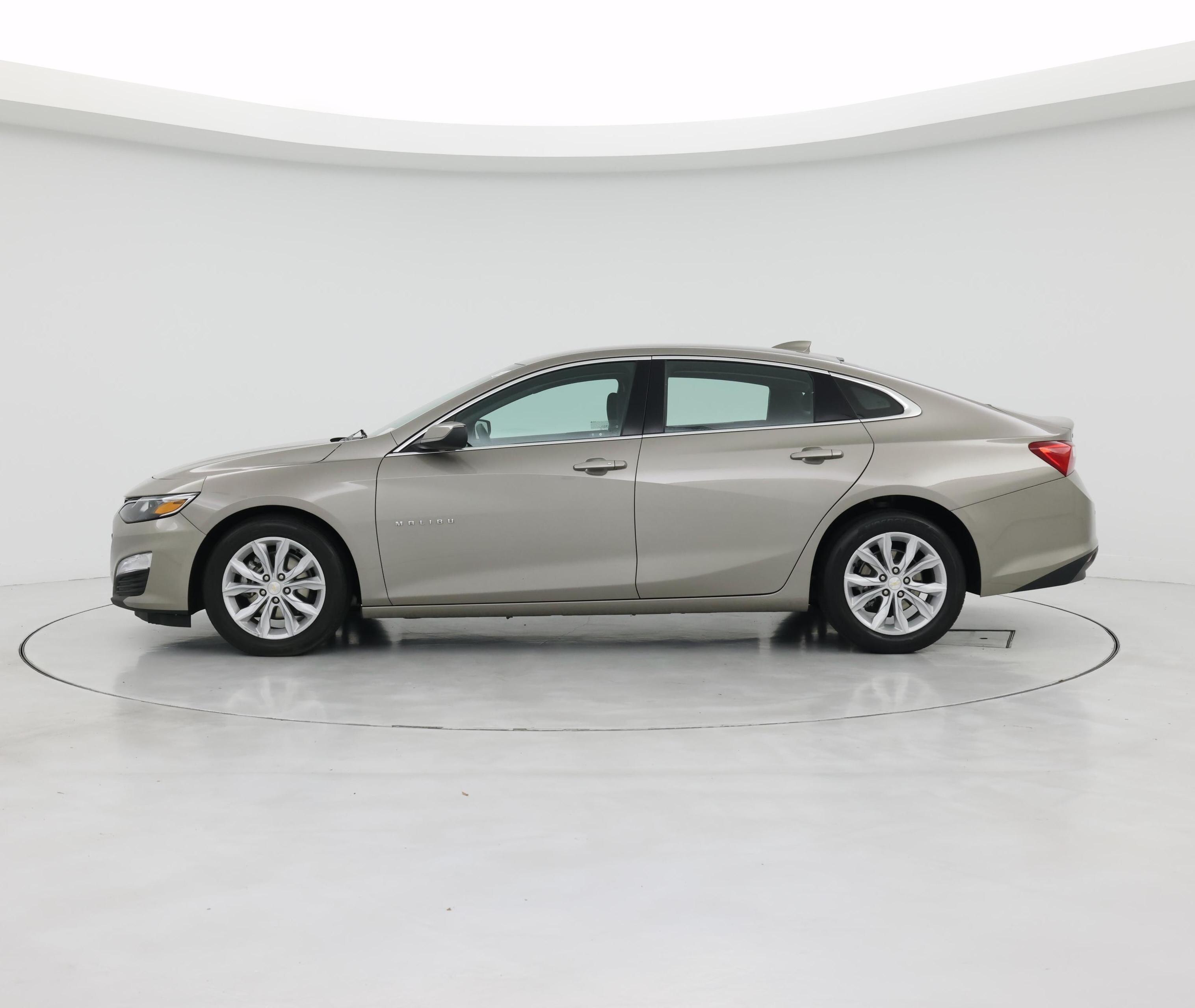 Thumbnail: 2024 Chevrolet Malibu - 3