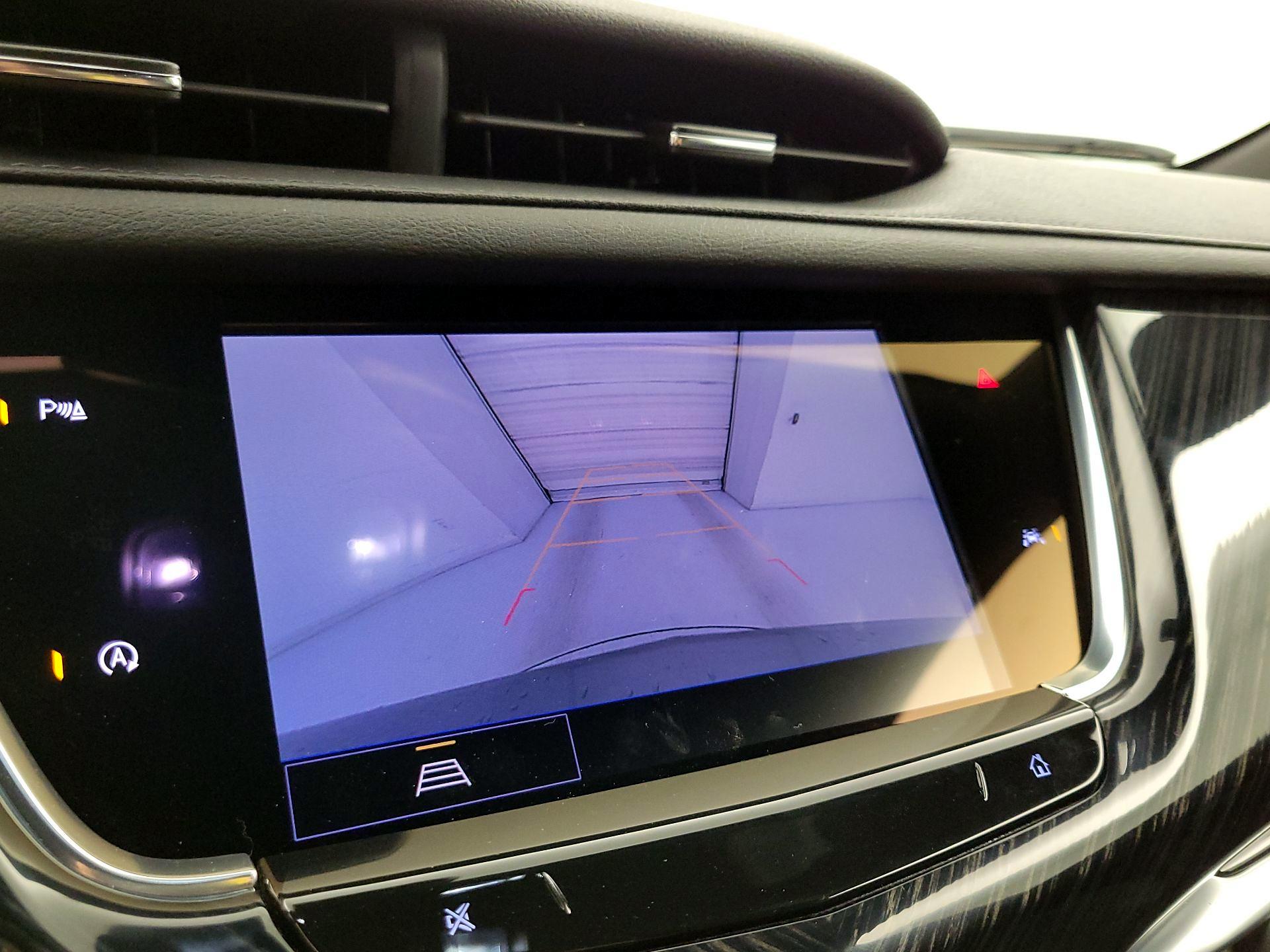 Thumbnail: 2025 Cadillac XT6 - 15