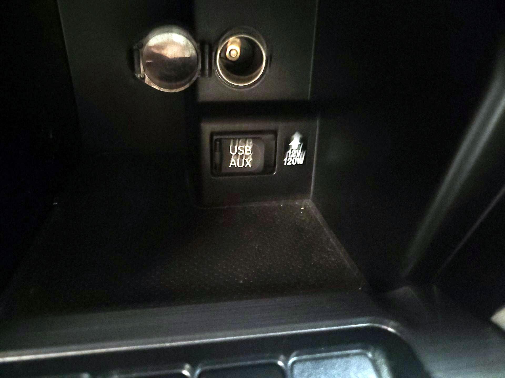 Thumbnail: 2013 Toyota Camry - 17