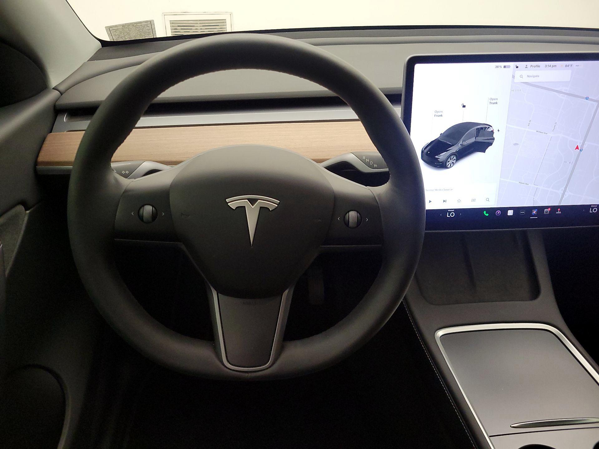 Thumbnail: 2022 Tesla Model Y - 10